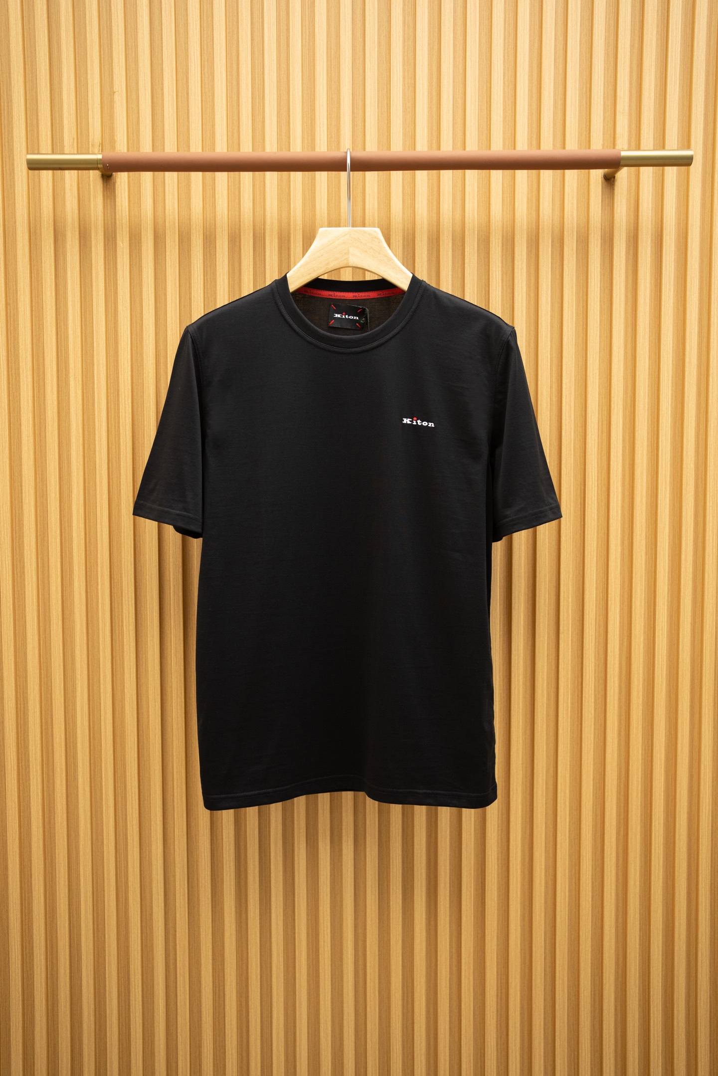 KT🔥1955/SS 经典升级版T恤
胸前刺绣标识logo 完美细节做工...