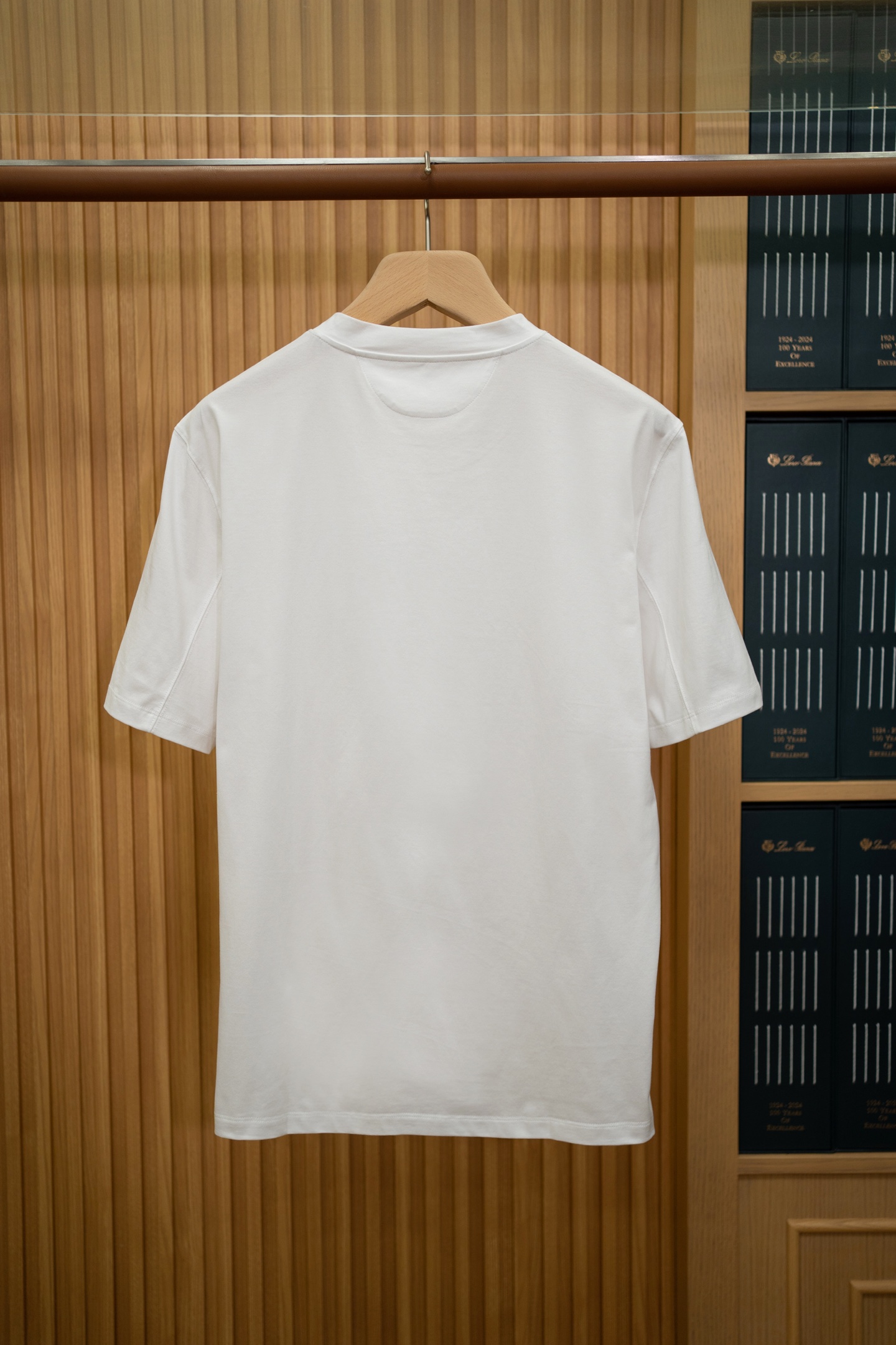 BC White Sculpture Print T-Shirt