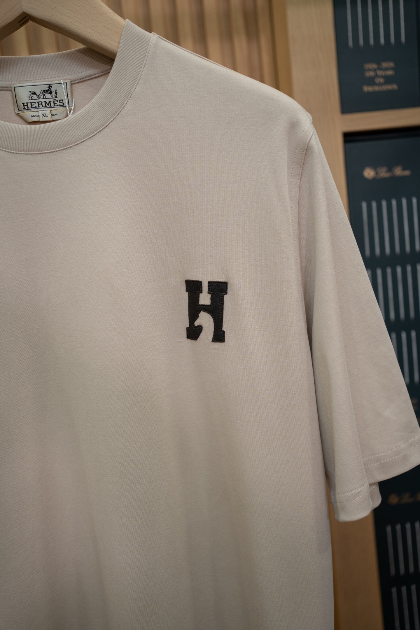 Hermès Beige H Logo T-Shirt