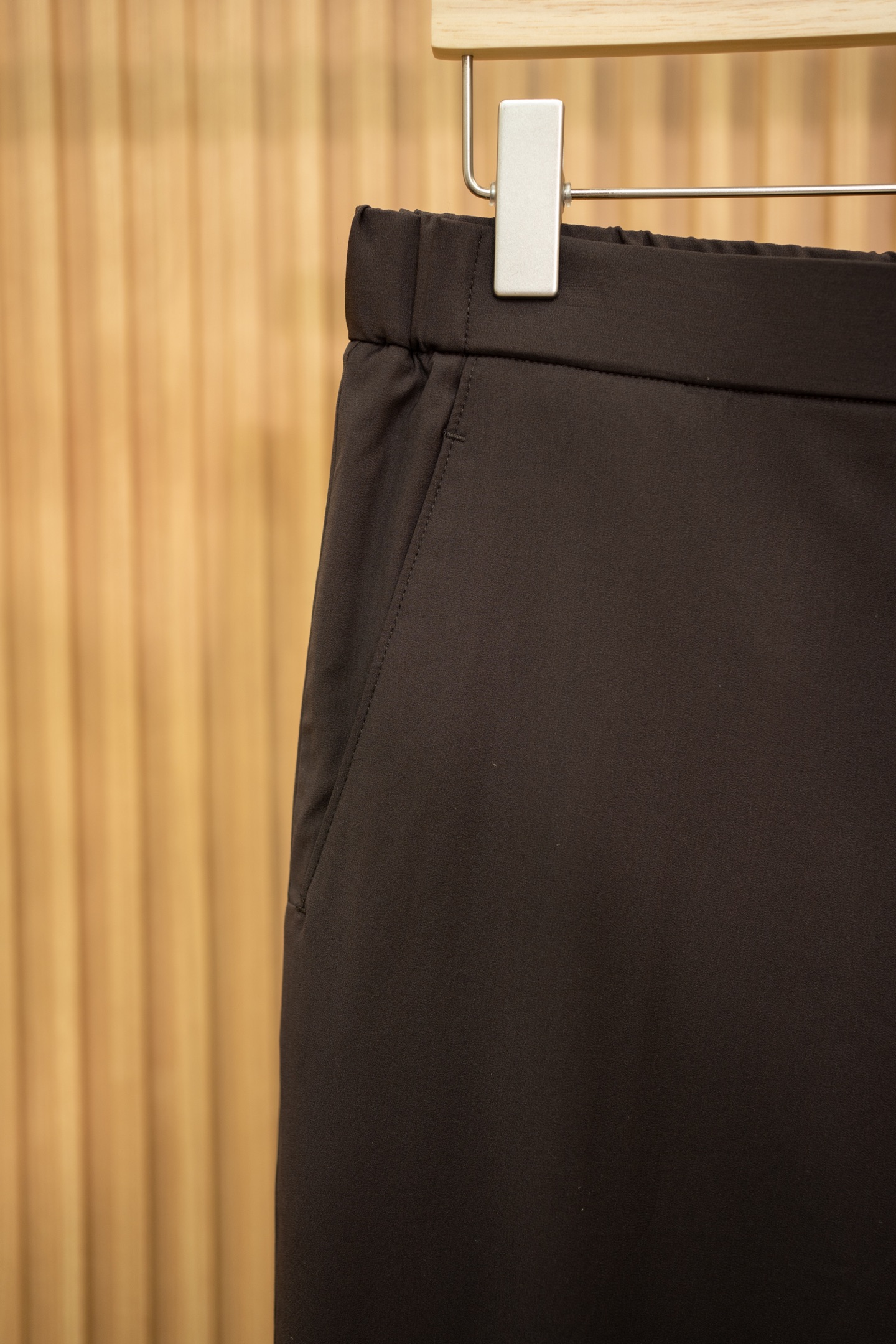 LP Dark Brown Elastic Waist Tapered Pants