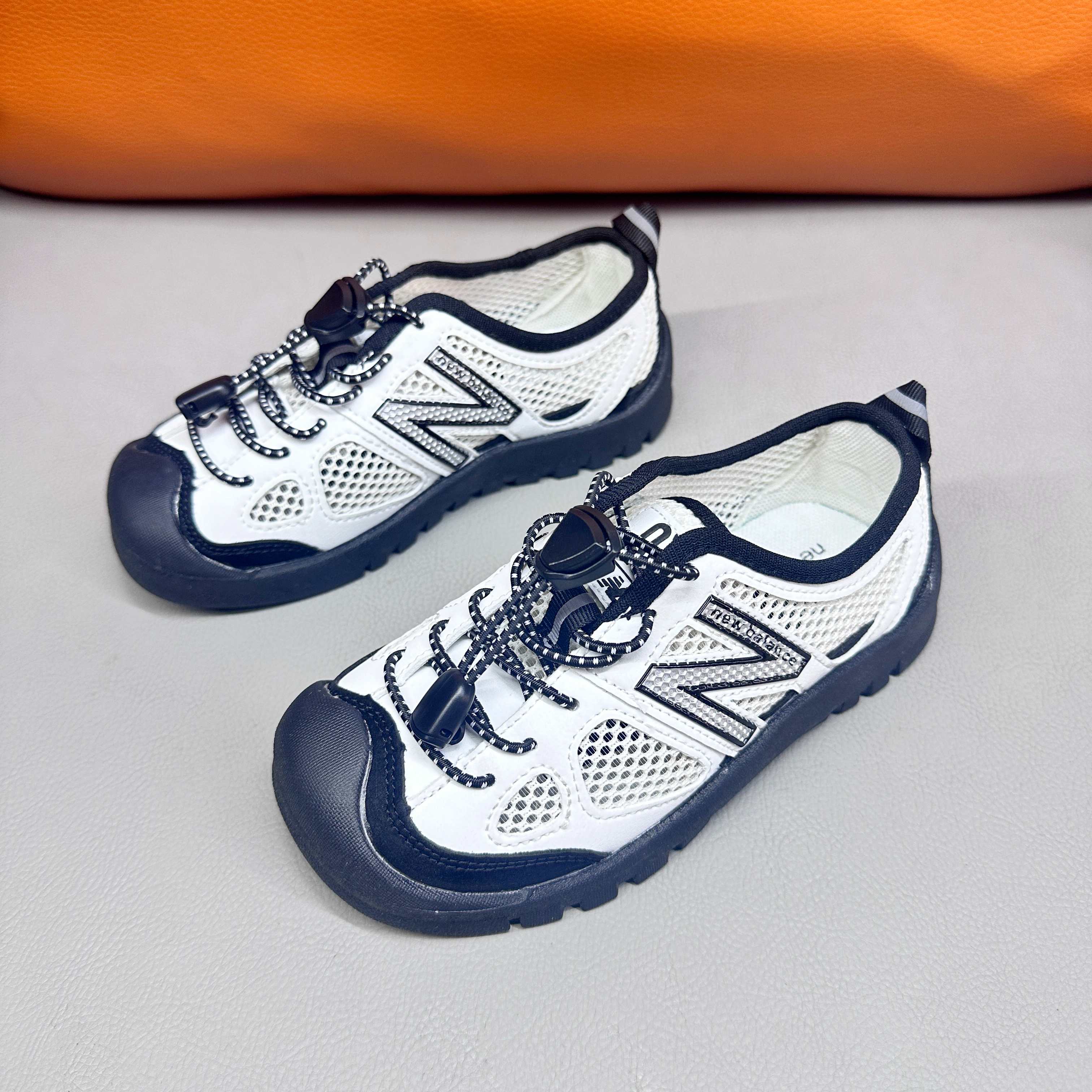 图片[2]-NB miumiu松紧带儿童溯溪软底儿童沙滩凉鞋透气网孔26-37码 🌟\”夏日必备！👶 NB miumiu 凉鞋的新魔法✨：踩沙不止乐趣，舒适度MAX !\”👣-选品中心