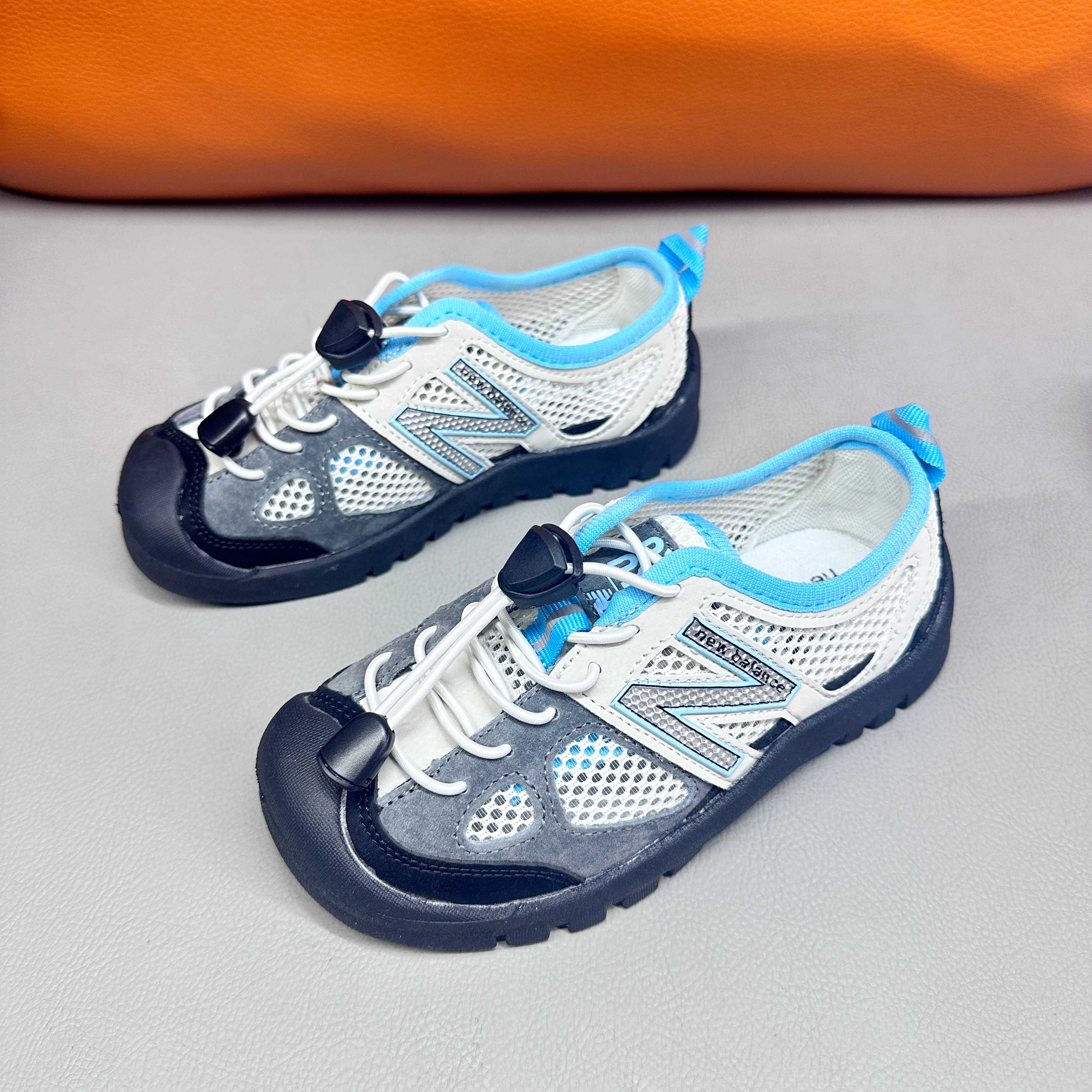 图片[2]-NB miumiu松紧带儿童溯溪软底儿童沙滩凉鞋透气网孔26-37码 🌟\”夏日必备！👶 NB miumiu 凉鞋的新魔法✨：踩沙不止乐趣，舒适度MAX !\”👣-选品中心