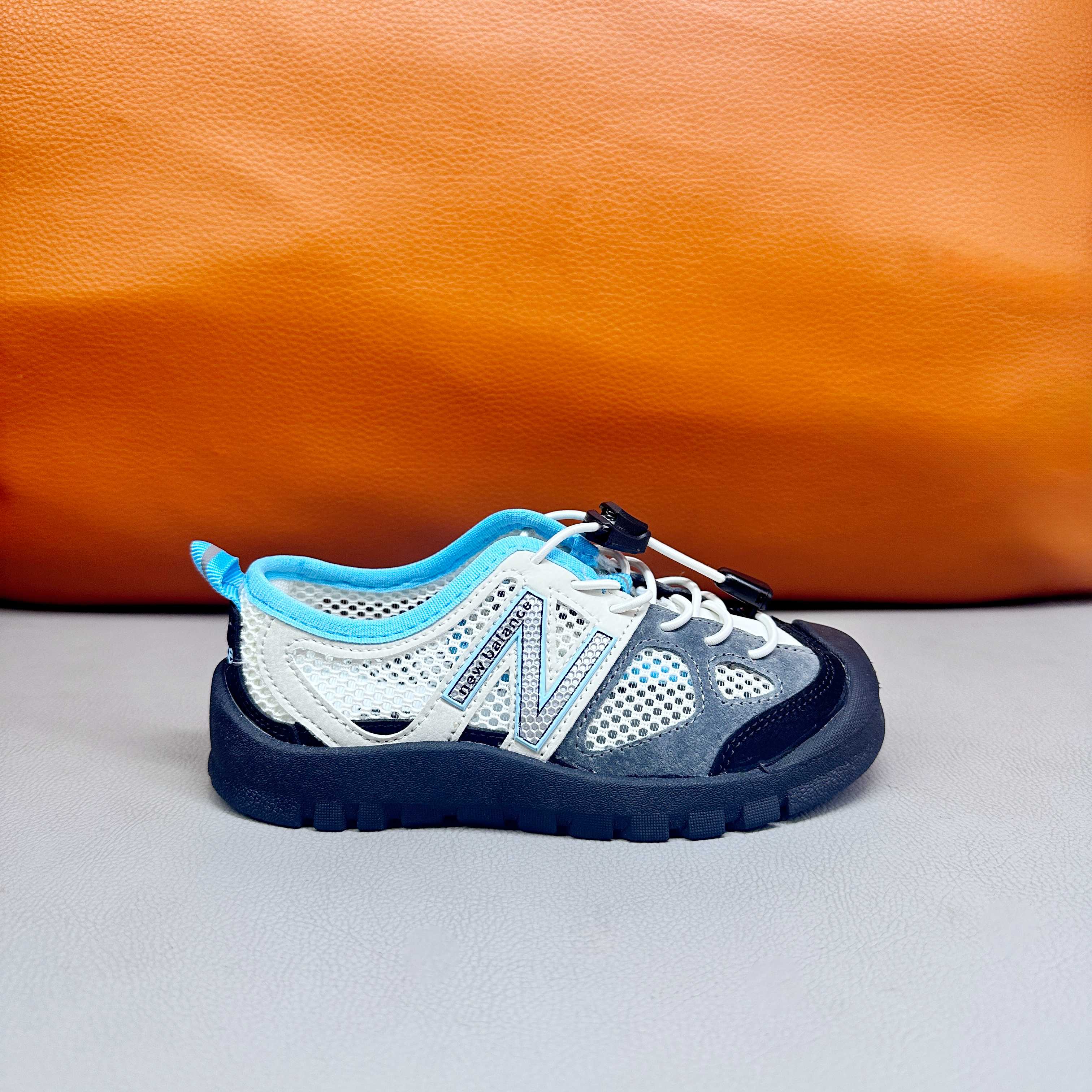 NB miumiu松紧带儿童溯溪软底儿童沙滩凉鞋透气网孔26-37码 🌟\”夏日必备！👶 NB miumiu 凉鞋的新魔法✨：踩沙不止乐趣，舒适度MAX !\”👣-选品中心