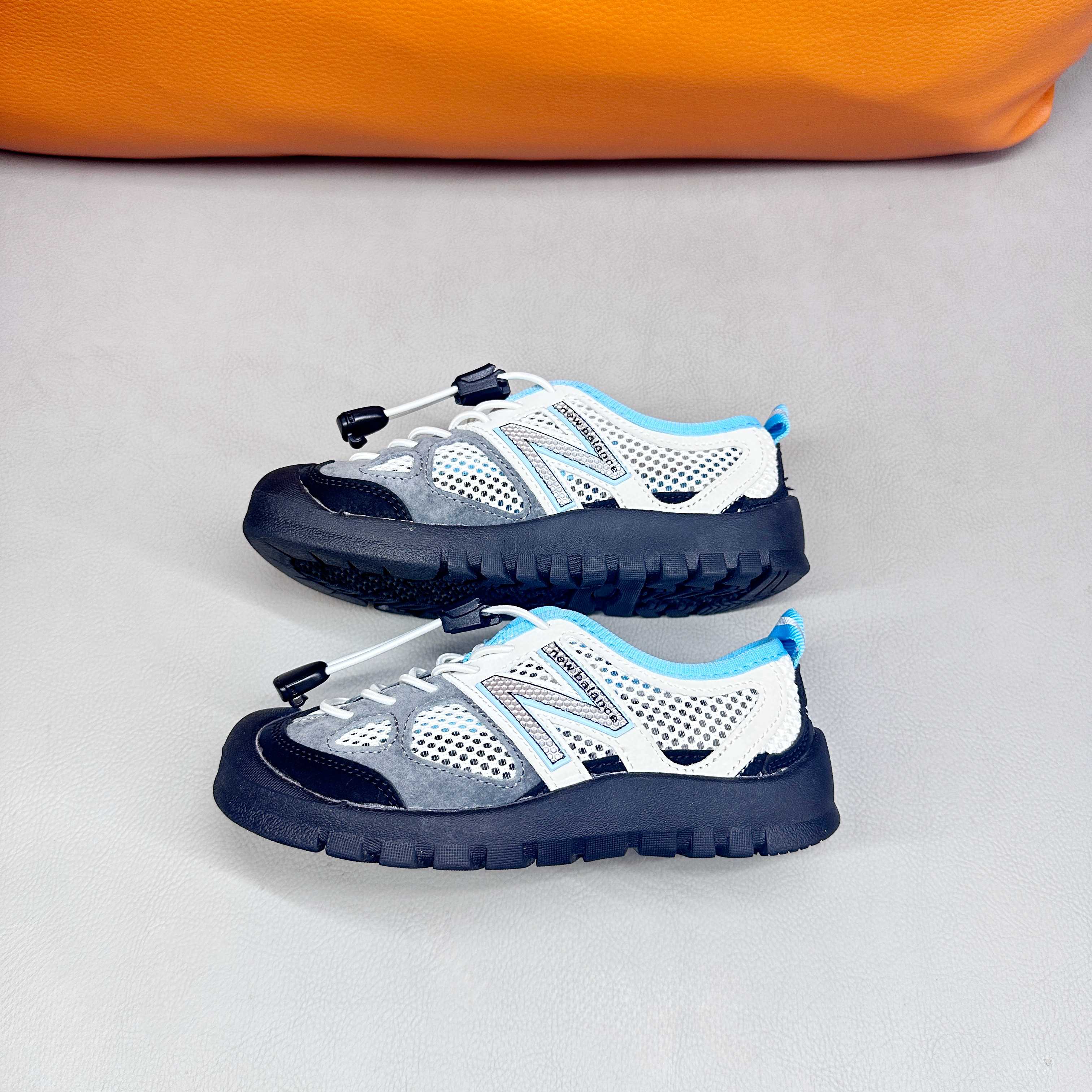 图片[4]-NB miumiu松紧带儿童溯溪软底儿童沙滩凉鞋透气网孔26-37码 🌟\”夏日必备！👶 NB miumiu 凉鞋的新魔法✨：踩沙不止乐趣，舒适度MAX !\”👣-选品中心