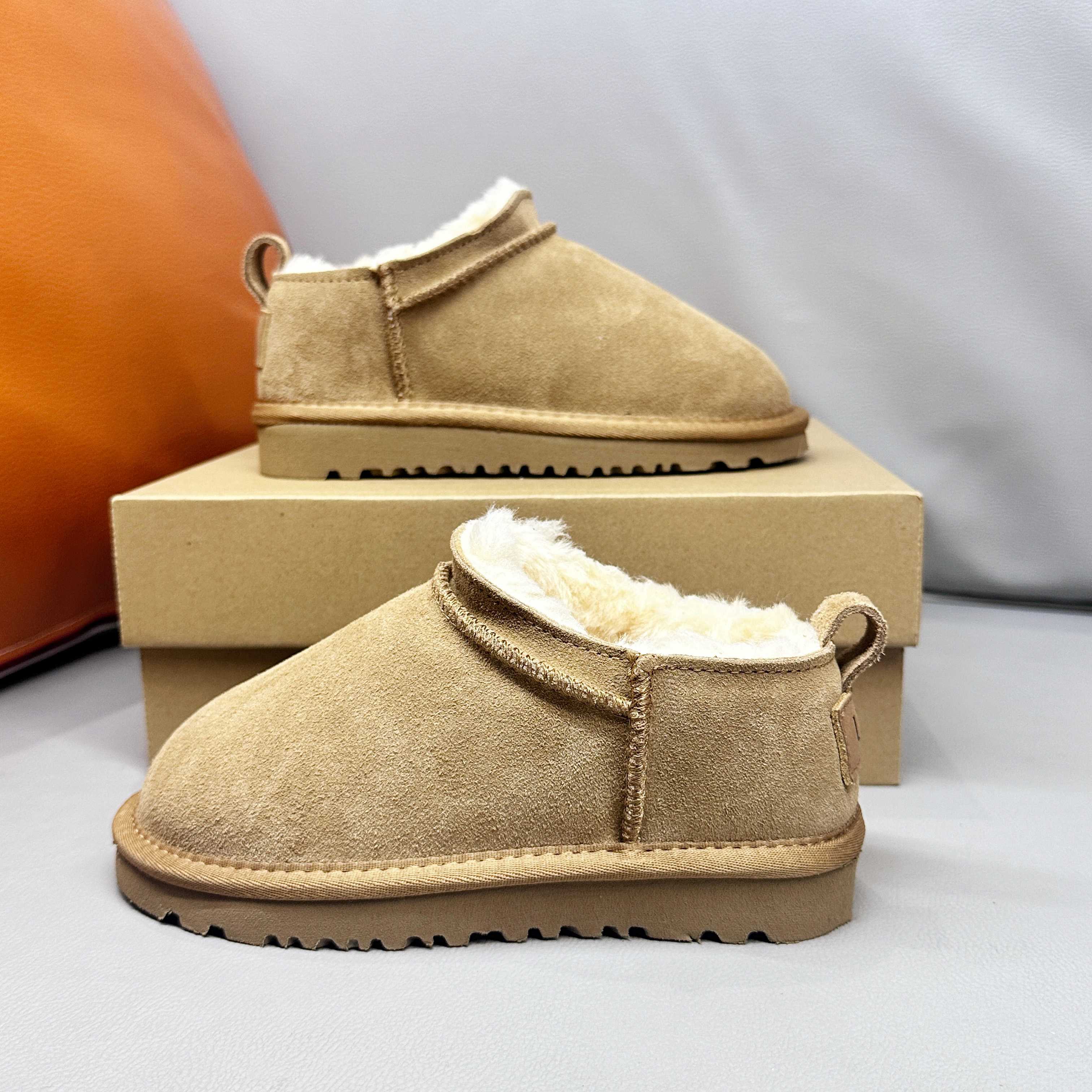 图片[4]-UGG田小娟同款超迷你亲子雪地靴26-40 冬季加绒一脚蹬懒人鞋，经典UGG明星款式❤️ 羊毛一體系列，質感滿滿💯EVA官網同款耐磨防滑大底，腳感超贊👍🏻-选品中心