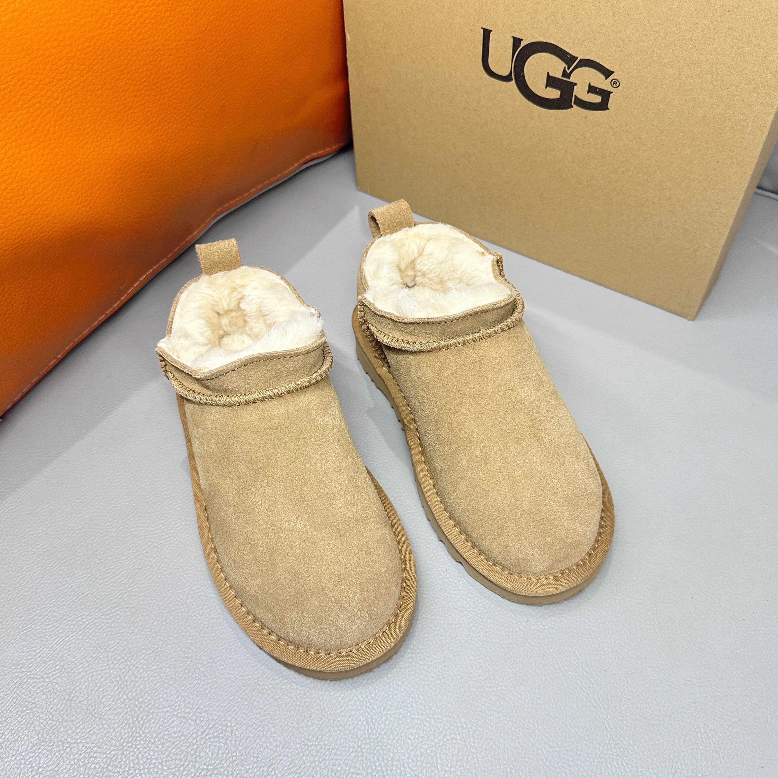 图片[6]-UGG田小娟同款超迷你亲子雪地靴26-40 冬季加绒一脚蹬懒人鞋，经典UGG明星款式❤️ 羊毛一體系列，質感滿滿💯EVA官網同款耐磨防滑大底，腳感超贊👍🏻-选品中心