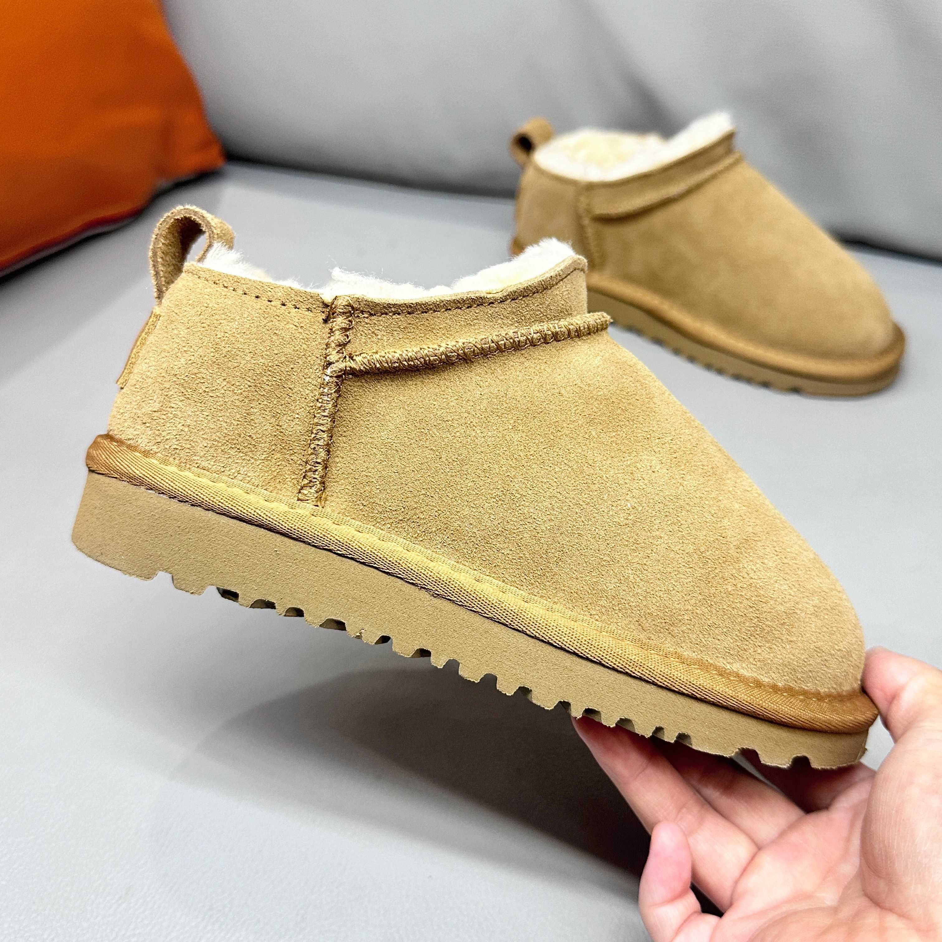 图片[8]-UGG田小娟同款超迷你亲子雪地靴26-40 冬季加绒一脚蹬懒人鞋，经典UGG明星款式❤️ 羊毛一體系列，質感滿滿💯EVA官網同款耐磨防滑大底，腳感超贊👍🏻-选品中心