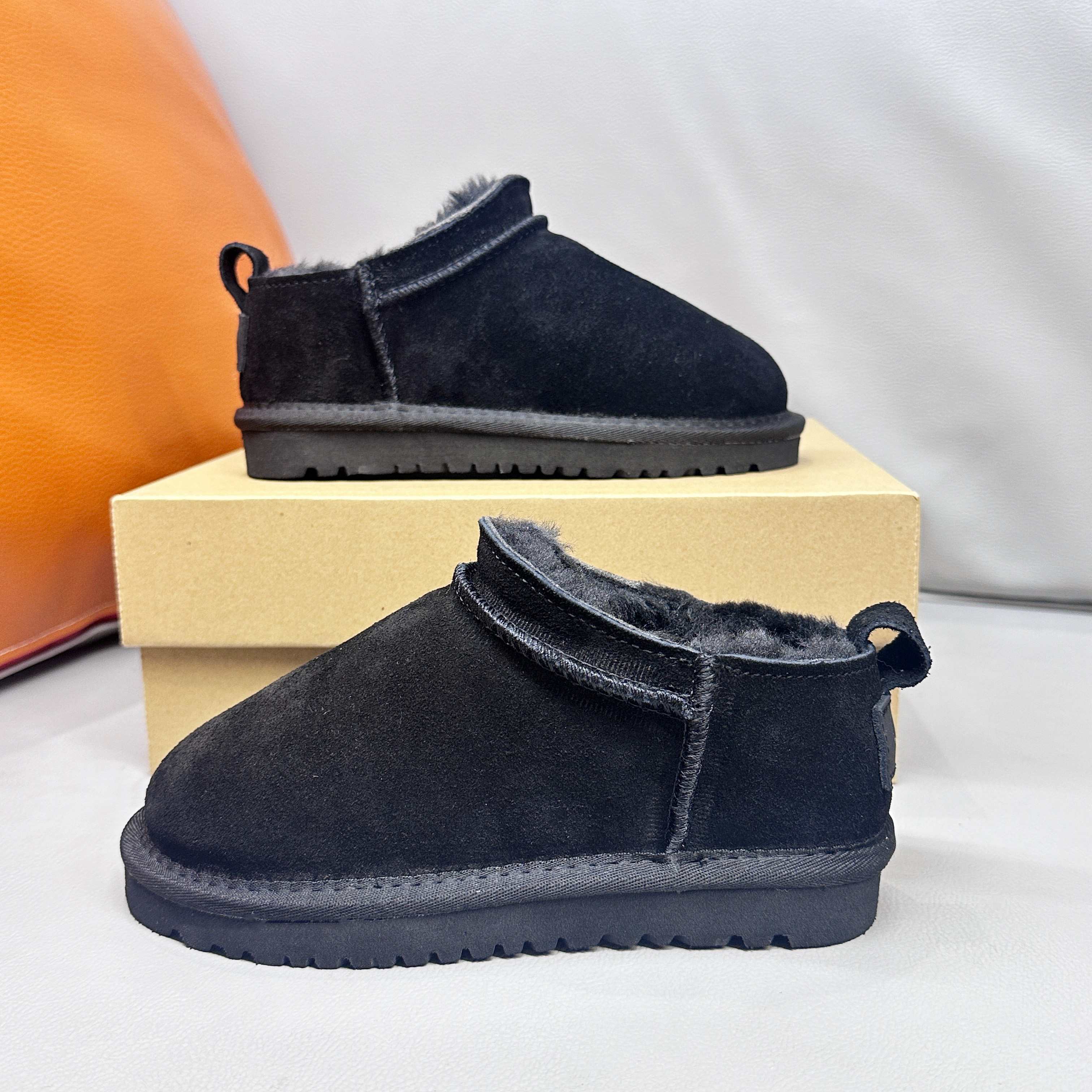 图片[4]-UGG田小娟同款超迷你亲子雪地靴26-40 冬季加绒一脚蹬懒人鞋，经典UGG明星款式❤️ 羊毛一體系列，質感滿滿💯EVA官網同款耐磨防滑大底，腳感超贊👍🏻-选品中心