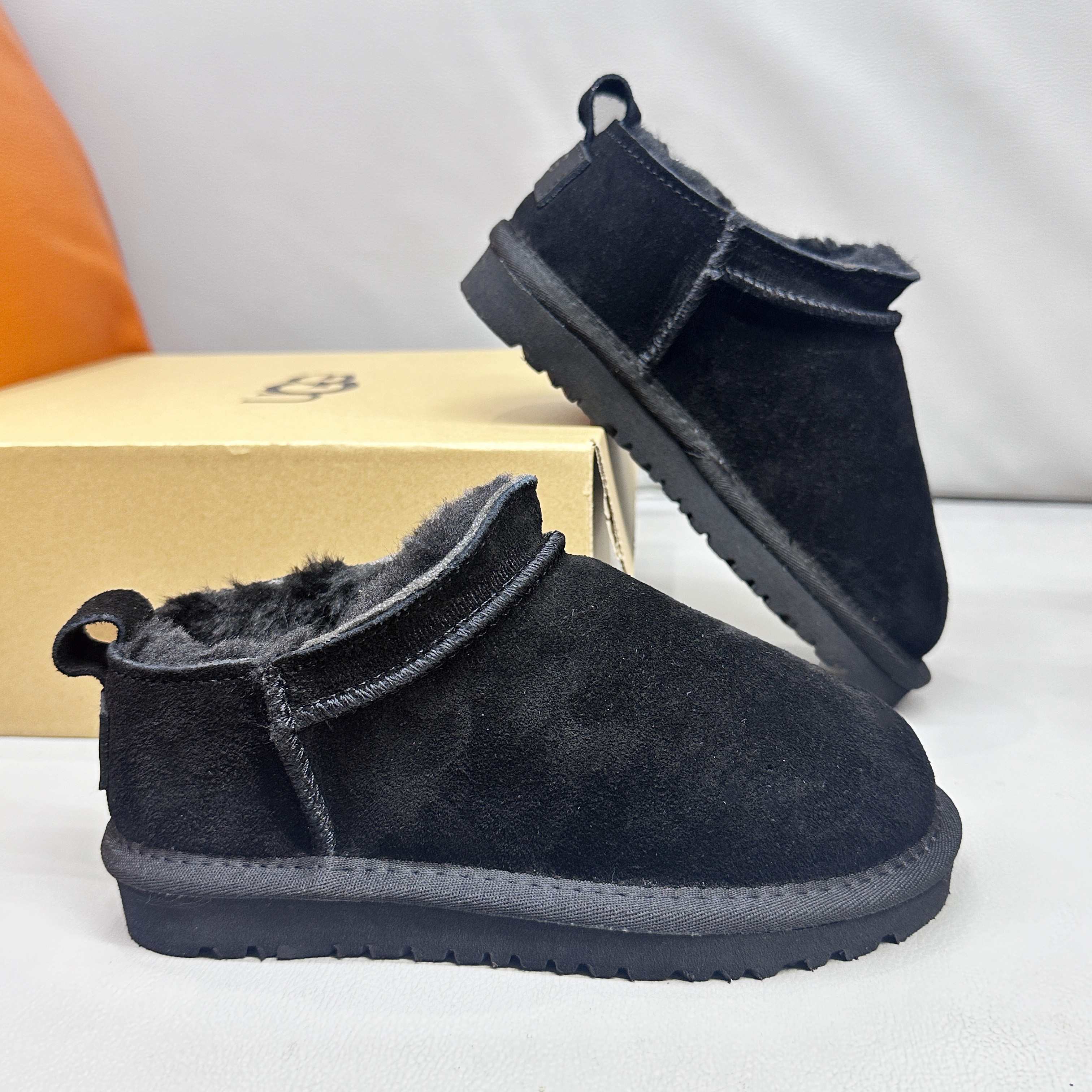 图片[7]-UGG田小娟同款超迷你亲子雪地靴26-40 冬季加绒一脚蹬懒人鞋，经典UGG明星款式❤️ 羊毛一體系列，質感滿滿💯EVA官網同款耐磨防滑大底，腳感超贊👍🏻-选品中心