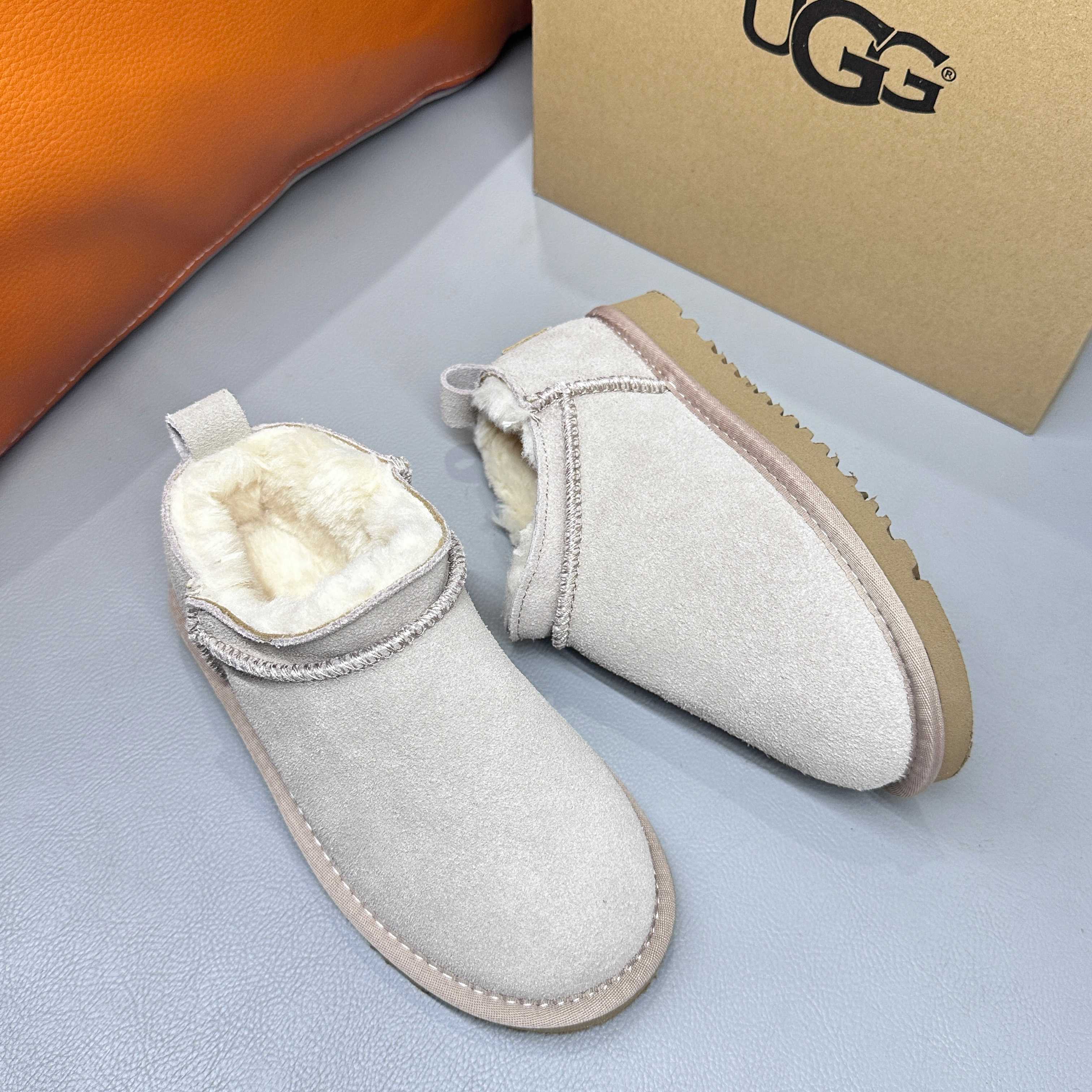 图片[9]-UGG田小娟同款超迷你亲子雪地靴26-40 冬季加绒一脚蹬懒人鞋，经典UGG明星款式❤️ 羊毛一體系列，質感滿滿💯EVA官網同款耐磨防滑大底，腳感超贊👍🏻-选品中心