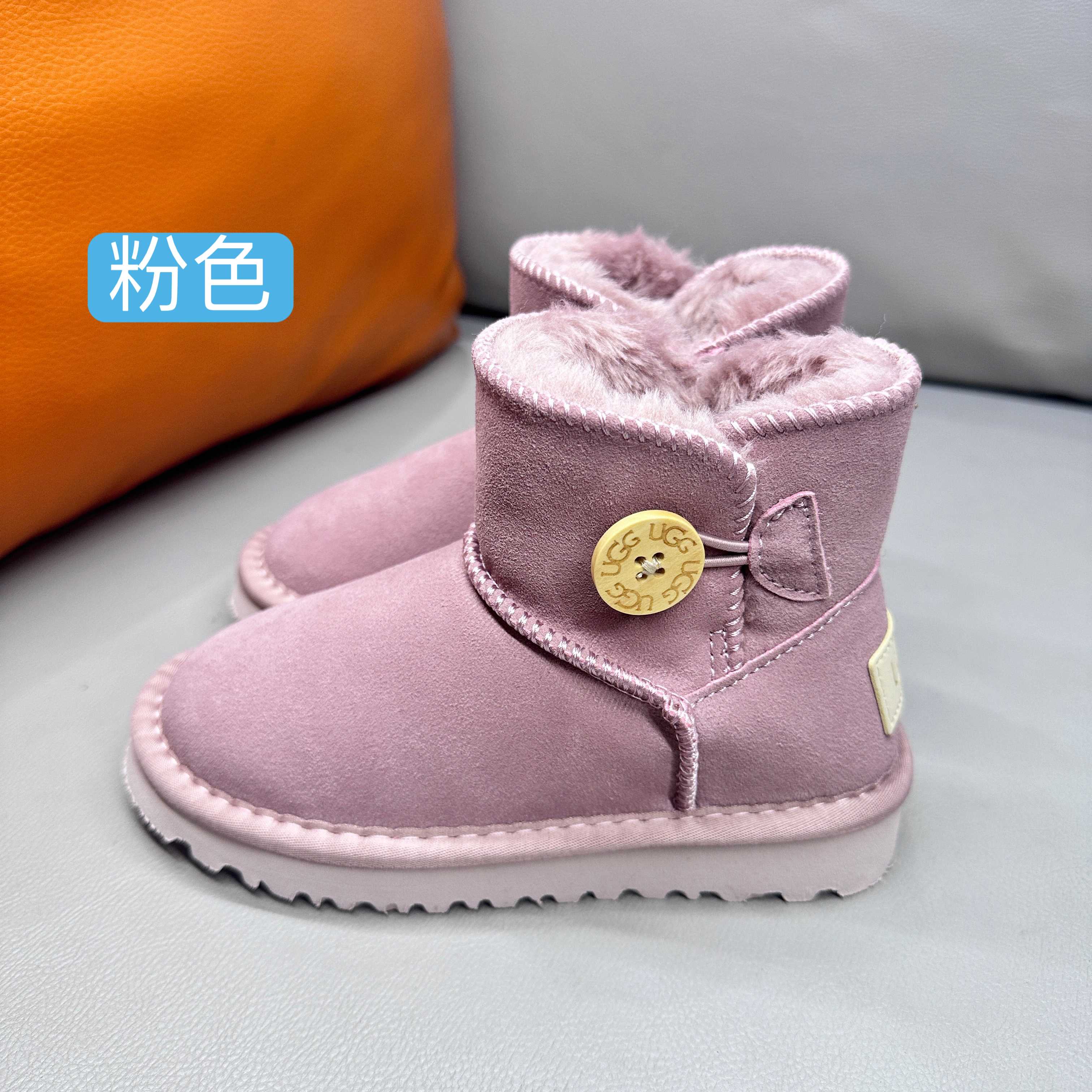图片[3]-🚦正确版UGG桃木扣儿童亲子雪地靴•尺码表🔻 尺码：21-37 量好脚长才是选码关键✔️ 🚨不同品牌，不同系列的鞋子，鞋码会存在差异，一定要量好宝宝脚长，脚长对照尺码表【参考适合脚长选码数 🚨孩子3个月脚长就会有变化，多花一分钟选码，节省换码一周的时间👊-选品中心