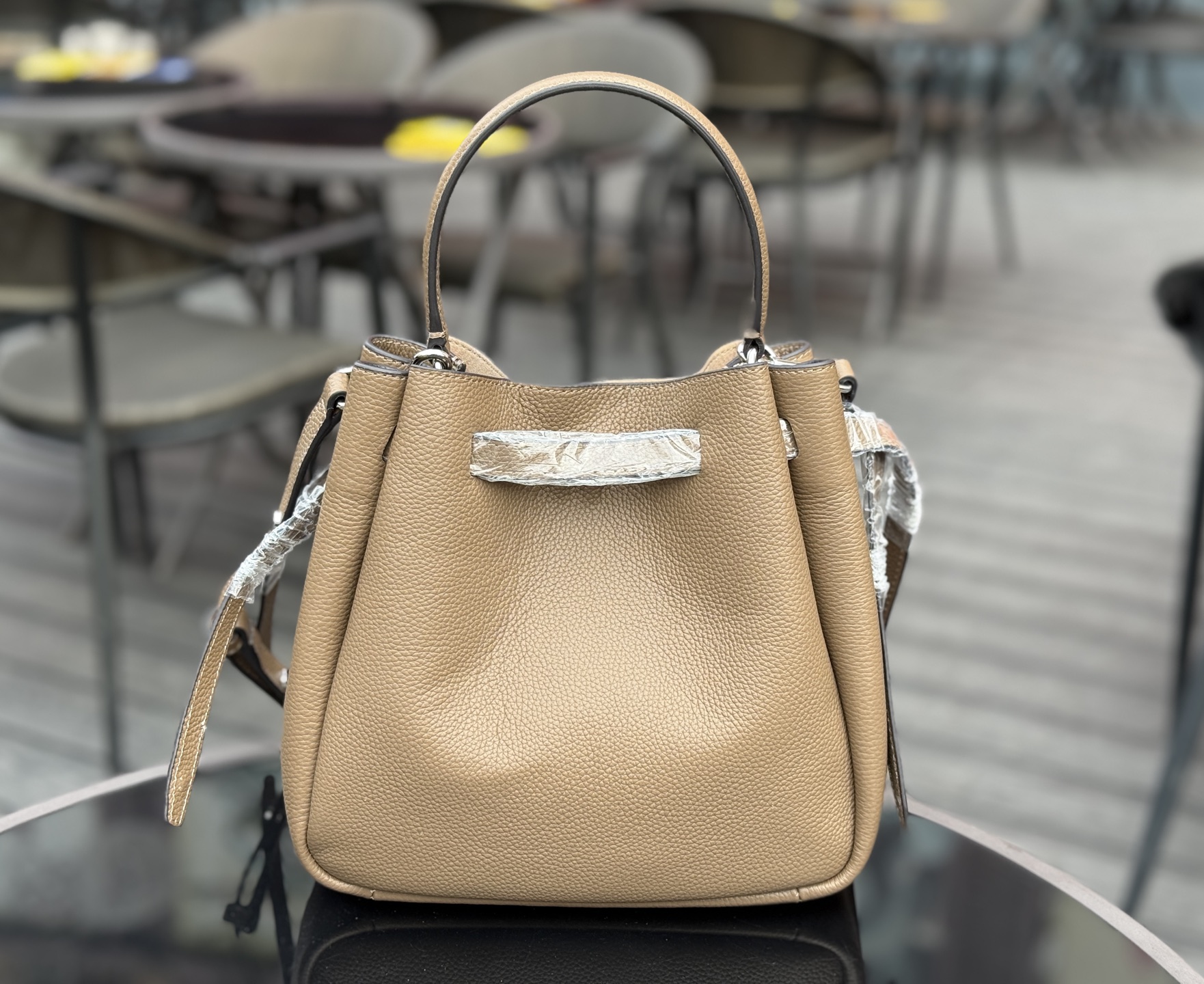 Tory Burch ～923【大象灰】TORY BURCH ROMY PEBBLED BUCKET BAG手提包