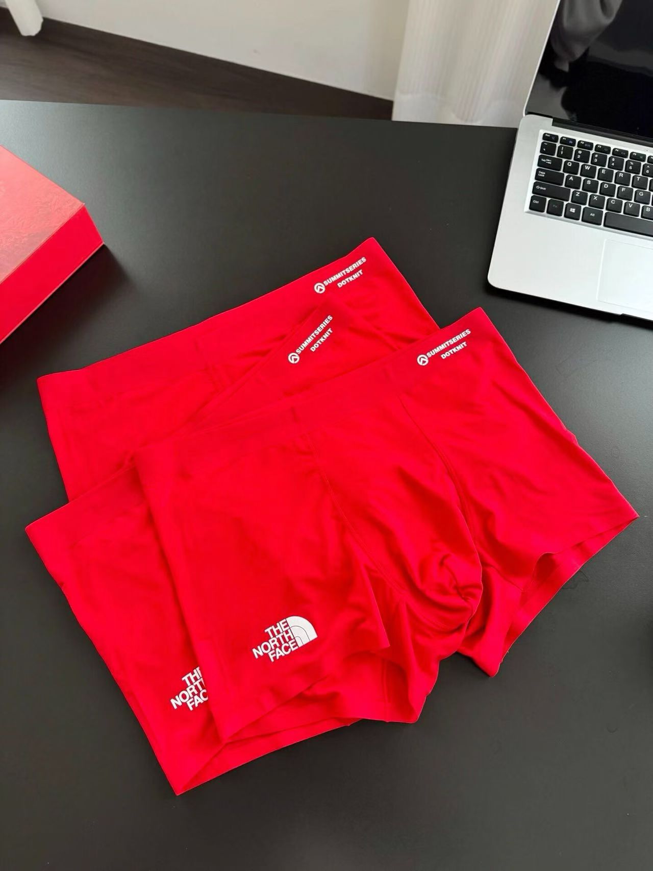 🔥🔥🔥出新：北面尺码：LXLXXLXXXL参考体重：L(36-38)腰围2尺2-2尺4体重100-125