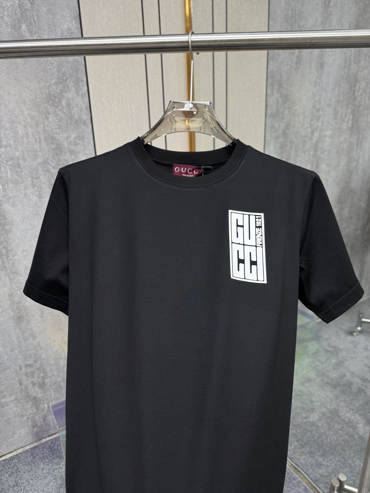 Gucci White T-Shirt with Embossed Silicone Logo - European Limited Edition 5 i1747372184160 4066 0 3