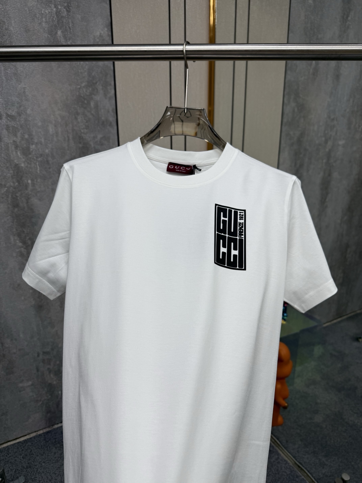 Gucci White T-Shirt with Embossed Silicone Logo - Limited Edition 5 i1747372435098 3033 0 3