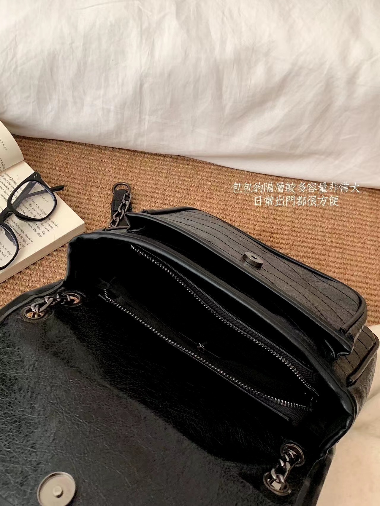 整个包包的五金质感非常好 7