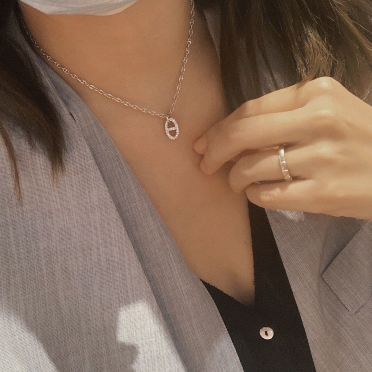 ￥108 爱马仕项链：高版本猪鼻子项链女满钻镀24k玫瑰金小Q气质百搭OT扣轻奢不掉色微镶吊坠