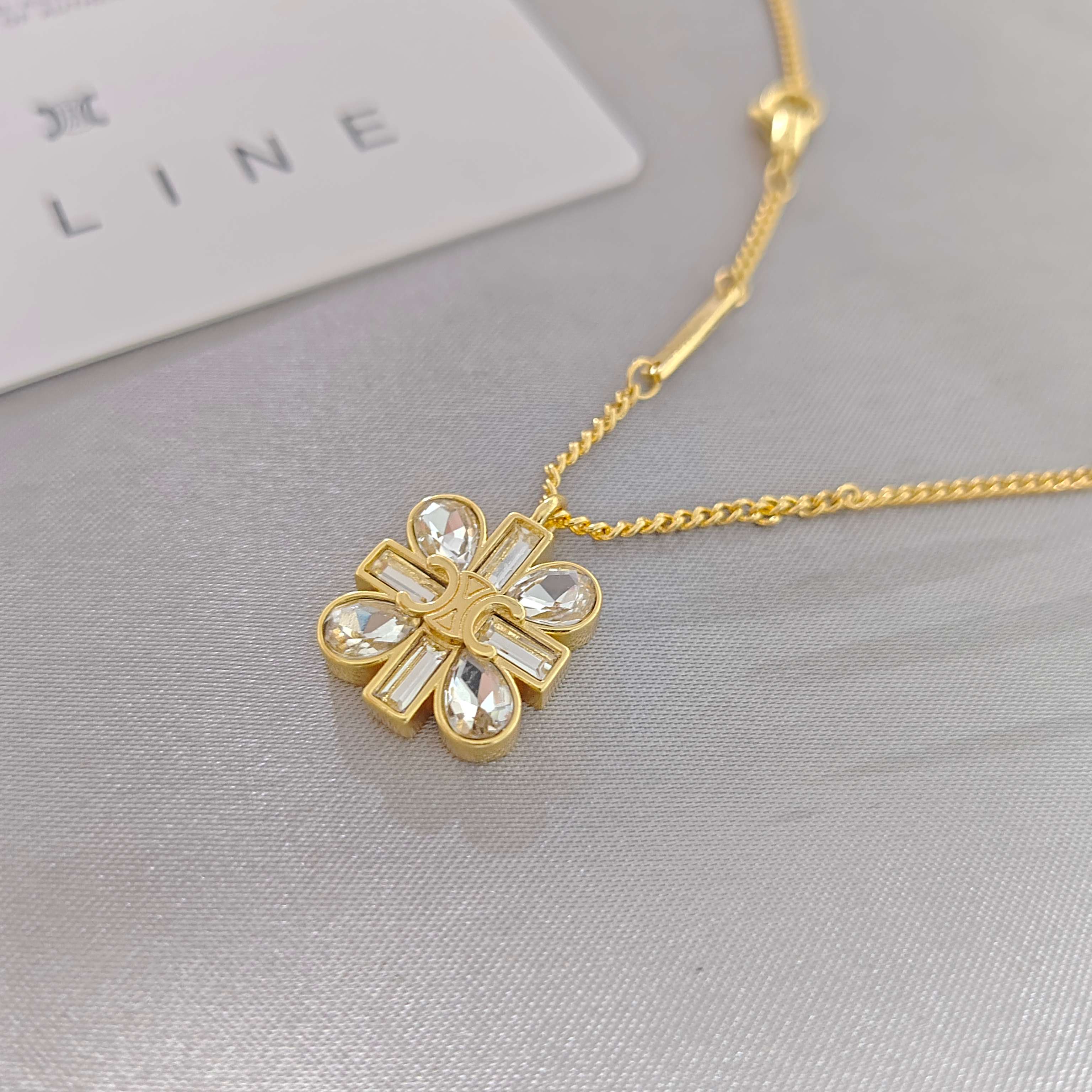 ￥98赛琳项链：凯旋门新款daisy镶钻米字项链秋冬慵懒气质百搭项链