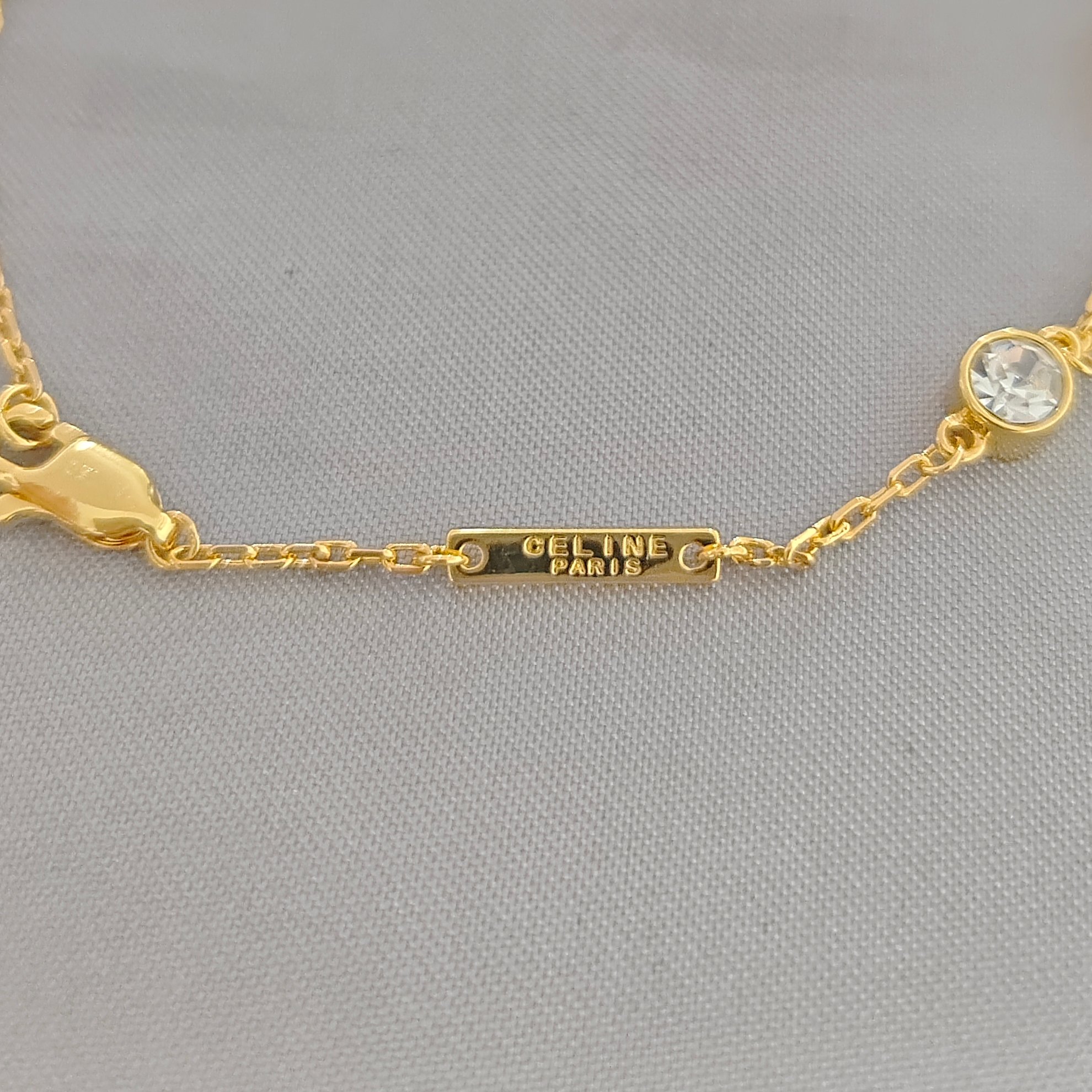 ￥98 赛琳手链:凯旋门新款手链镶钻水滴复古气质高级设计混搭手链