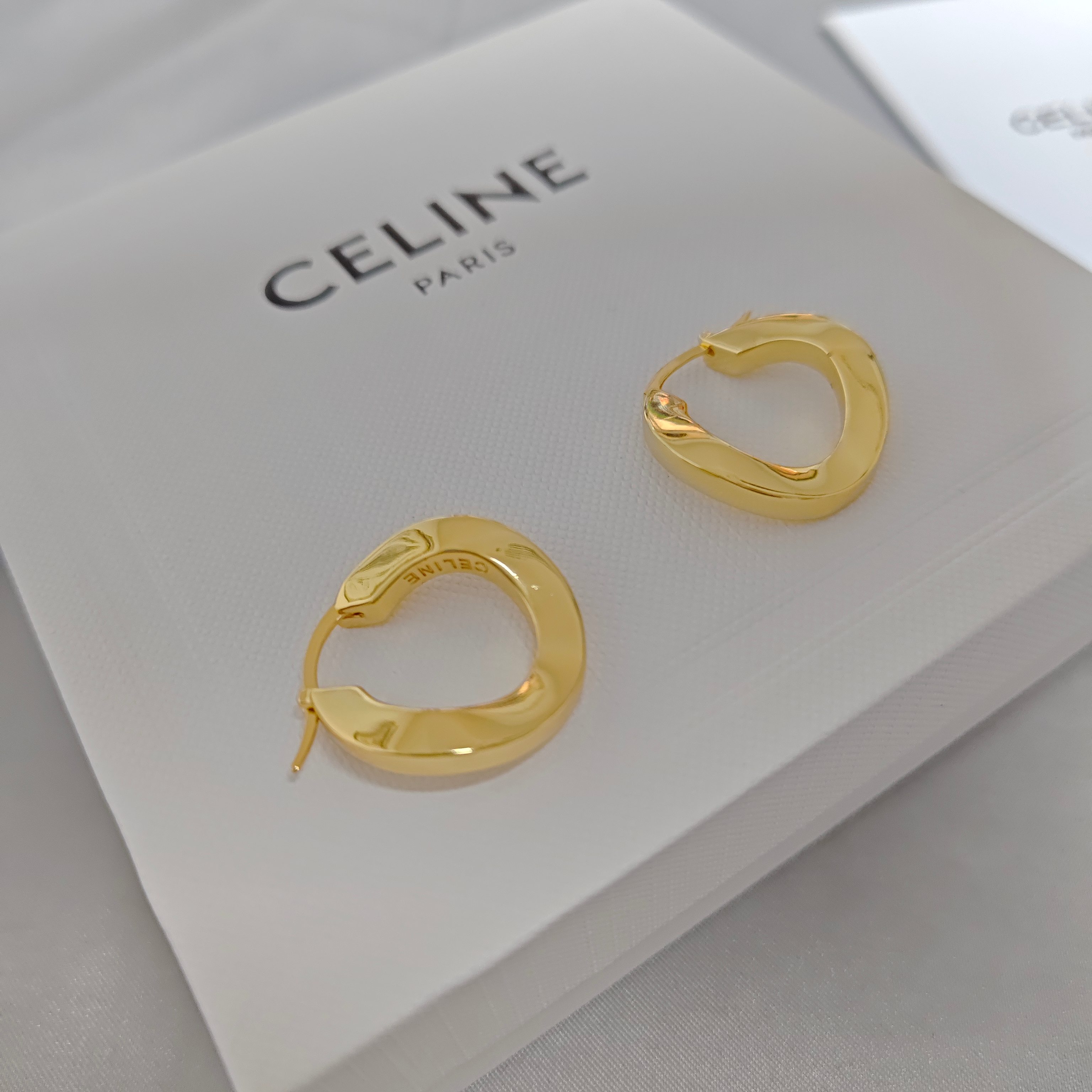 ￥78 赛琳耳饰：新款凯旋门简约复古港风金色新款耳圈冷淡风欧美时尚气质耳饰