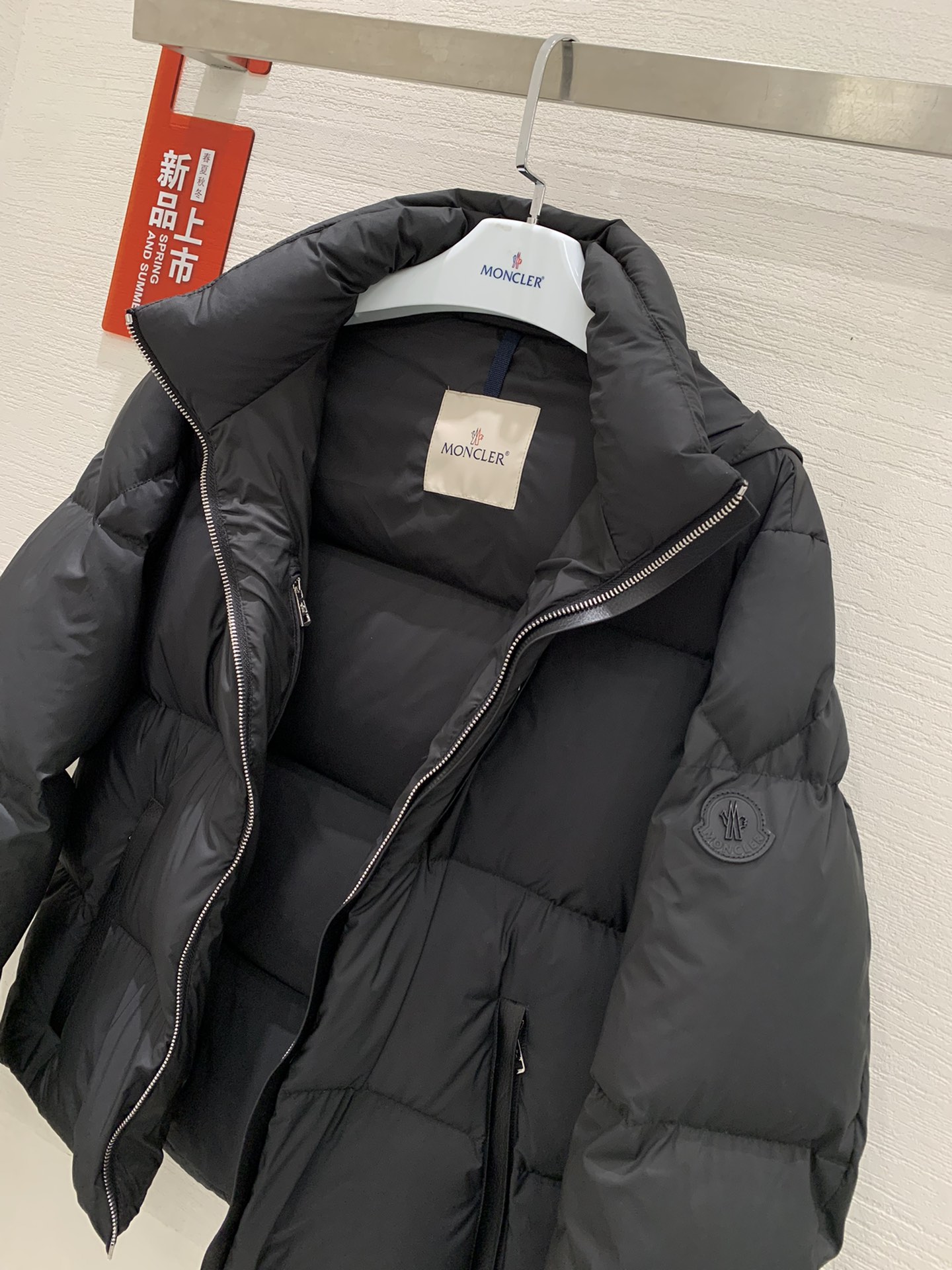 Moncler/蒙口男士秋冬新款besbre拉链立领羽绒服夹克码数1-2-3-4-5-6颜色黑色*棕色