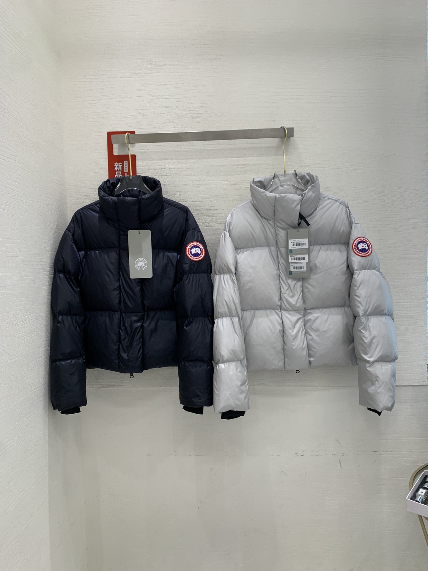 Canada Goose Ropa Chaqueta de plumón Sitio web para comprar réplica
 Negro Gris