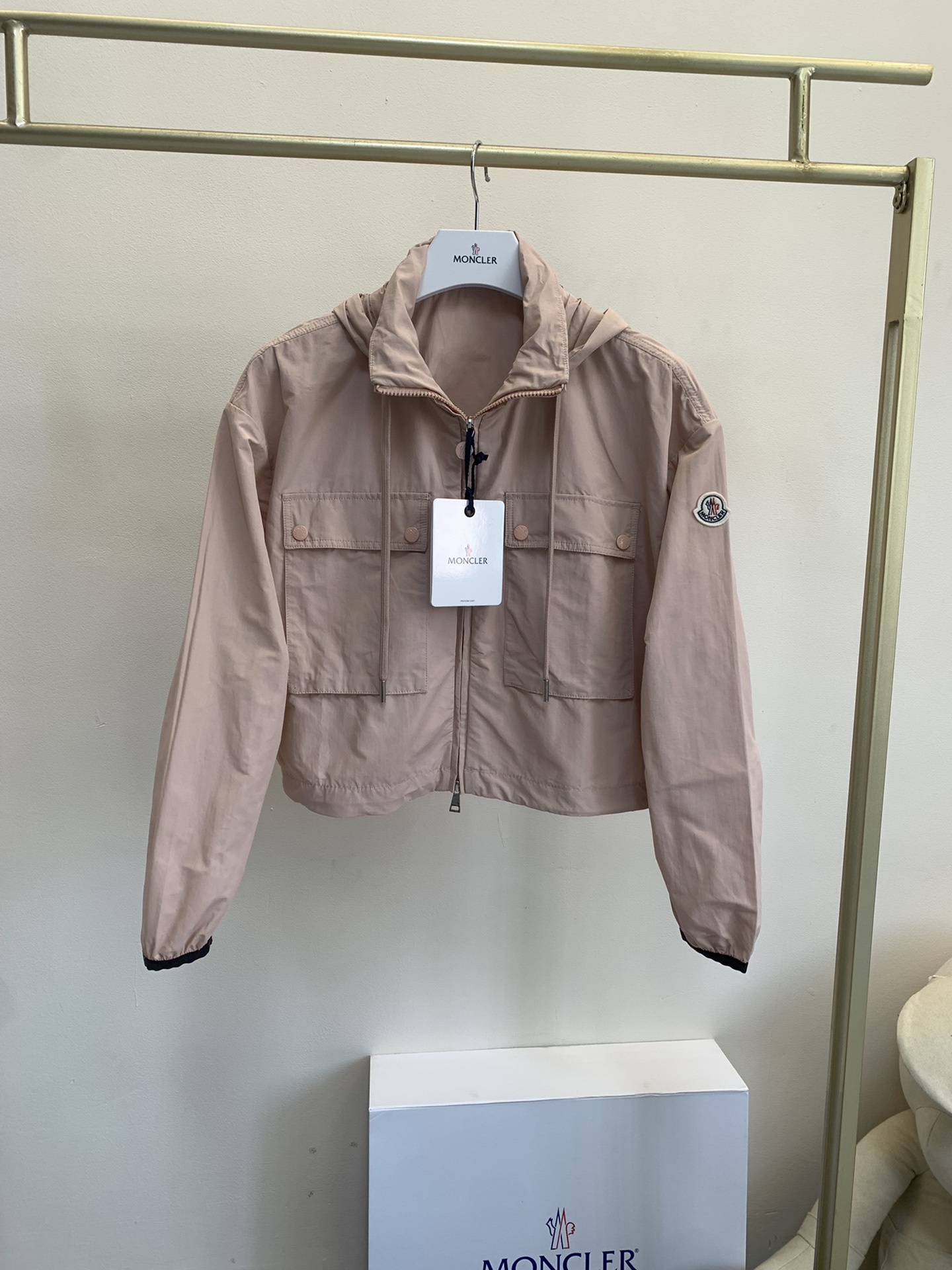 NO:752354,mc new packable hood jacket color khaki pink black size 012 style number Leda,,jackets & coats,jackets & coats,hats,19860909mc新款可收纳帽夹克外套 颜色卡其 粉 黑 尺码012 款号Leda,,jackets & coats,jackets & coats,hats,,Women's clothing