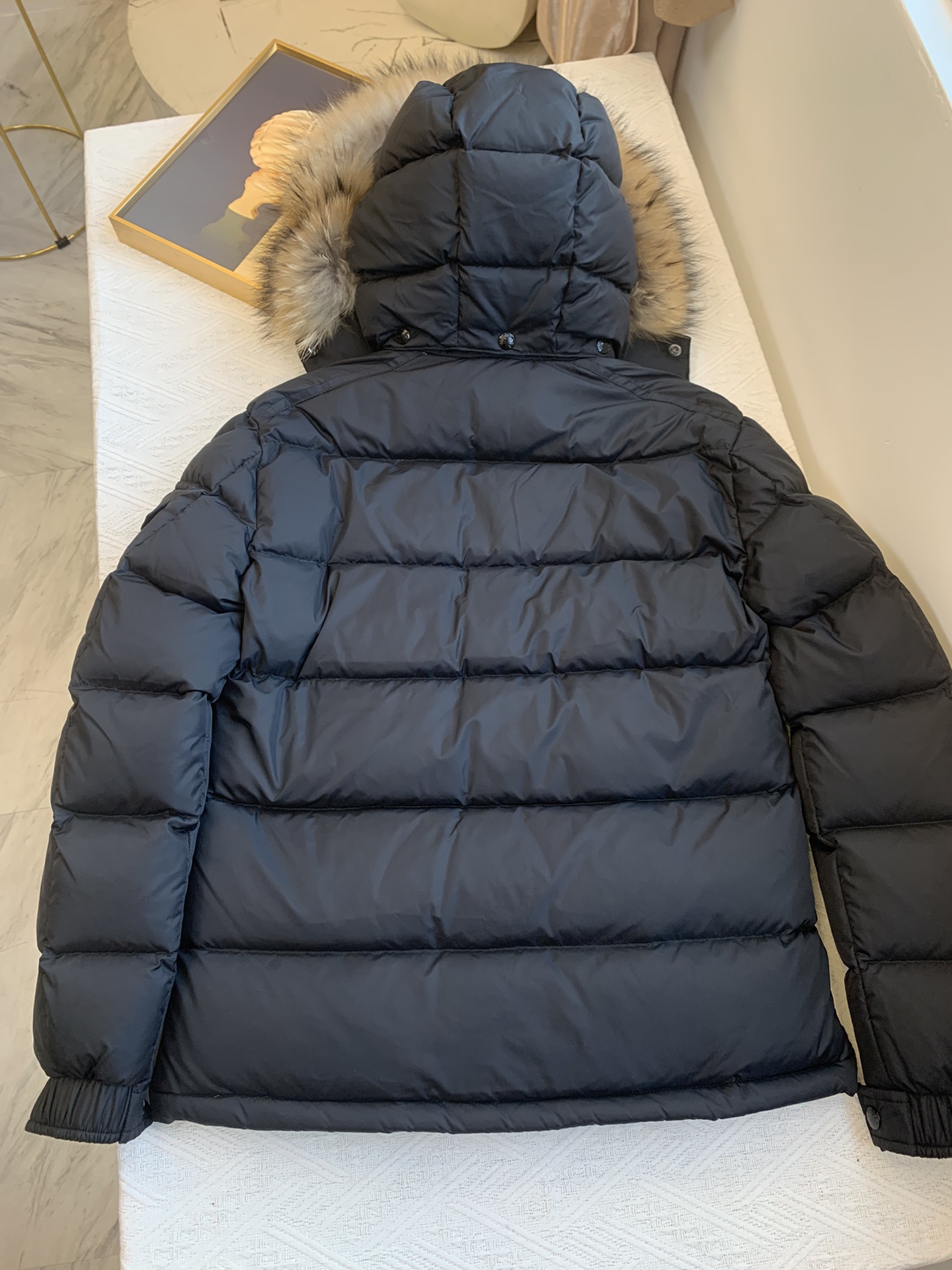 Moncler盟可睐 Mayaf短款男士毛领羽绒服夹克外套Mayaf短款羽绒夹克焕新诠释经典Moncle
