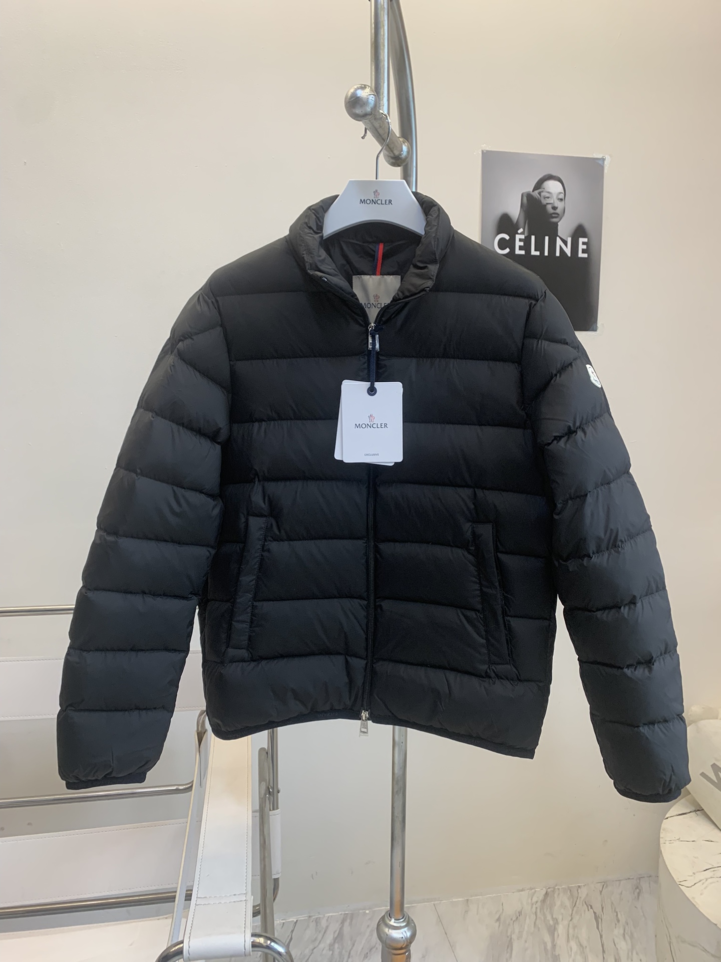 Moncler盟可睐新品Baudinet男士短款羽绒夹克外套码数1-2-3-4-5颜色黑白