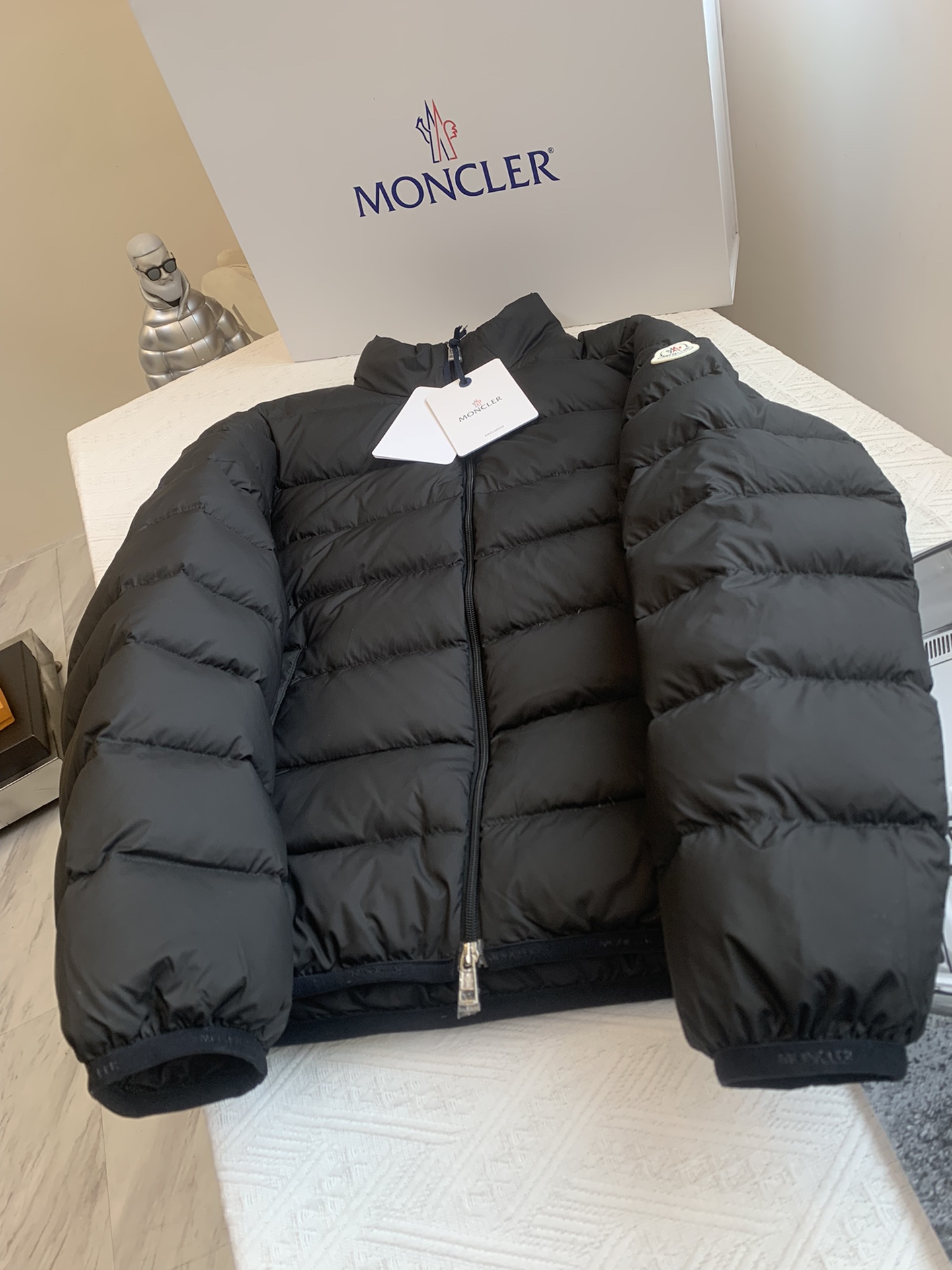 Moncler盟可睐新品Baudinet男士短款羽绒夹克外套码数1-2-3-4-5颜色黑白