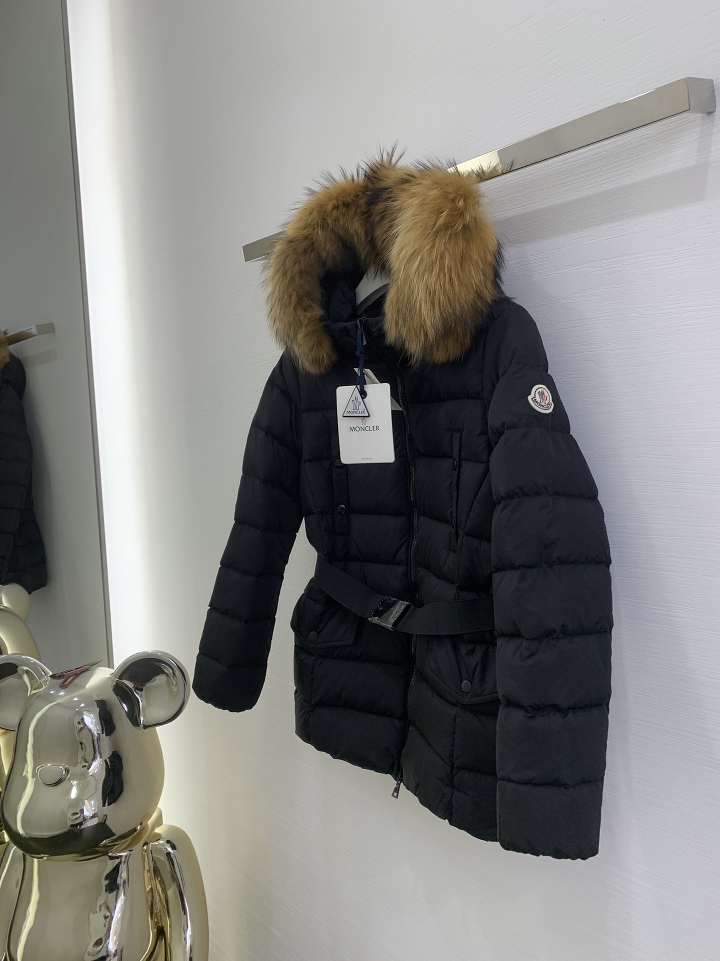 Moncler/蒙口秋冬女士经典连帽毛毛领收腰羽绒服CLION外套颜色黑色码数1-2-3-4