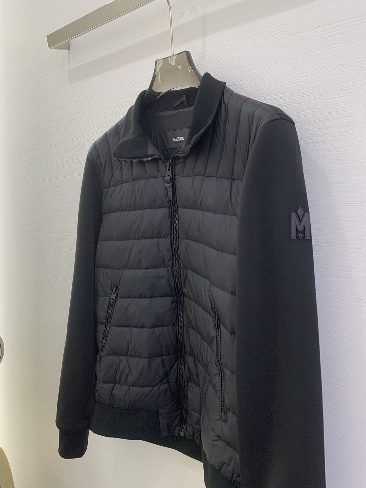 Mackage男士Collin-BH 夹克颜色：藏青，黑色码数：s.m.l.xl.xxl