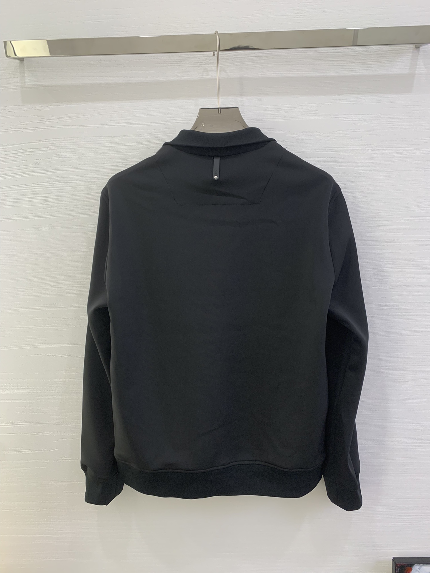 Mackage男士Collin-BH 夹克颜色：藏青，黑色码数：s.m.l.xl.xxl