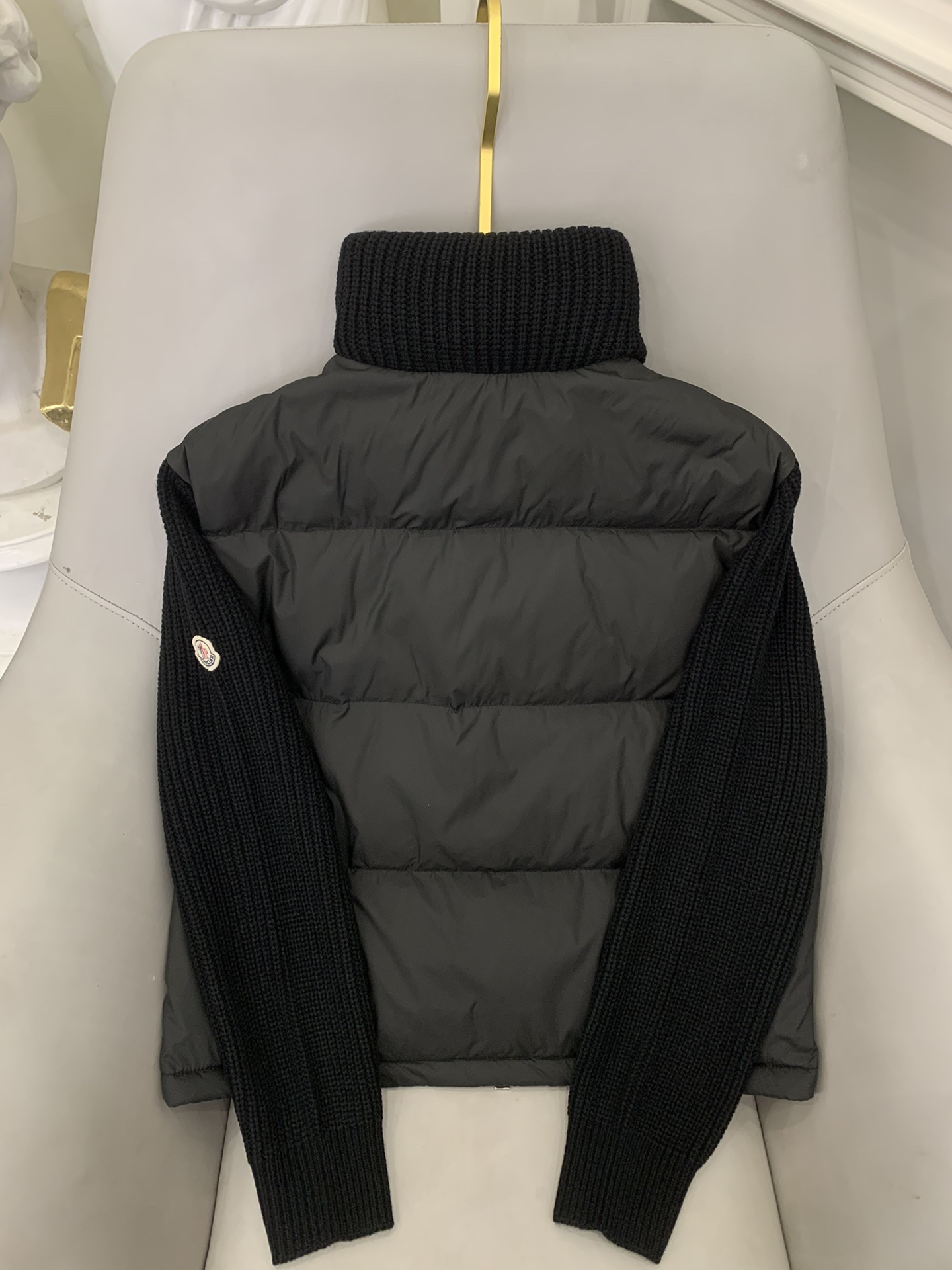 Moncler蒙口TRICOT 新款女式拼接毛线羽绒服外套，立领粗线羊毛设计，原版开模五金，90鹅绒填充