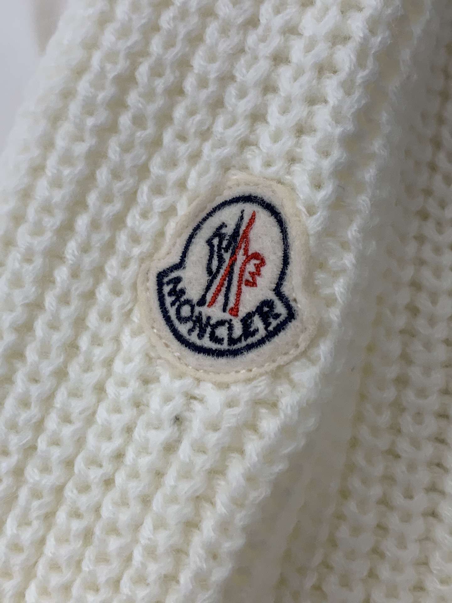 Moncler蒙口TRICOT 新款女式拼接毛线羽绒服外套，立领粗线羊毛设计，原版开模五金，90鹅绒填充