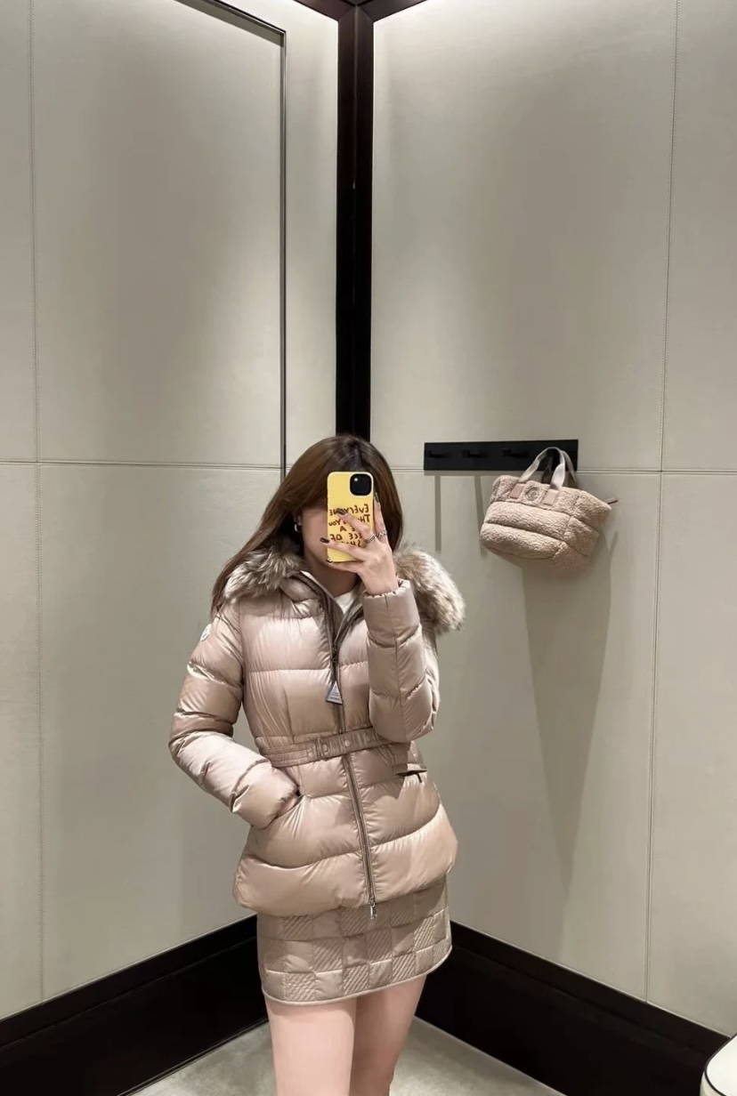 NO:605192,Upper body picture#,,alexander wang19860909上身图＃,,alexander wang,Women's clothing