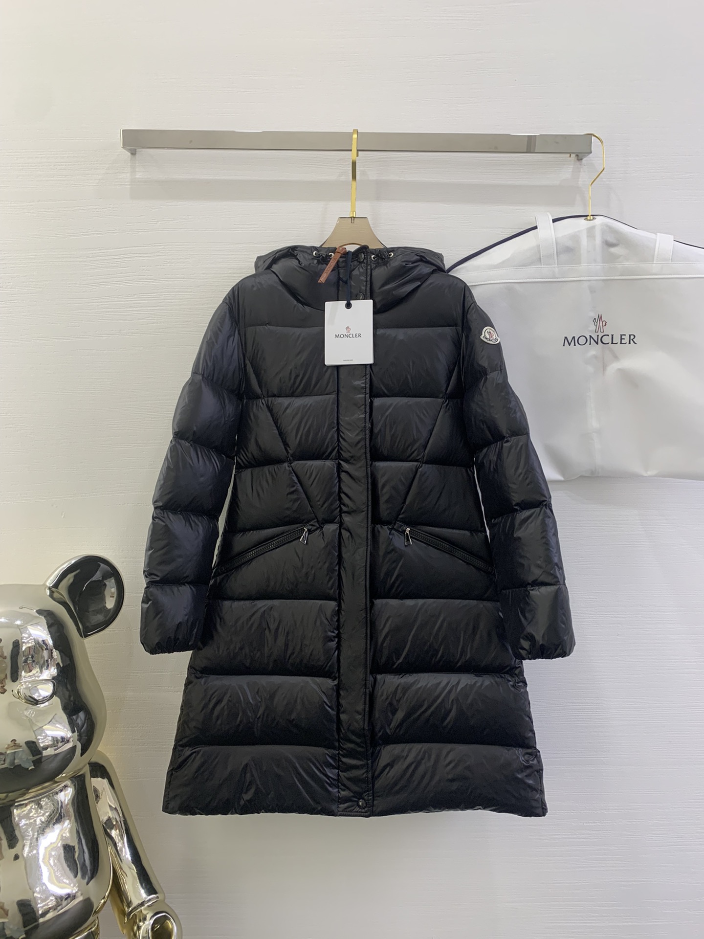 NO:549914,With dust bag mocler new style waist-closed long down jacket spot!  Size 0 1 2 3 models Bellevue color brown black, down jacket,hats,alexander wang19860909配防尘袋mocler 新款 收腰连帽长款羽绒服 现货！ 尺码0 1 2 3 款号Bellevue 颜色咖色 黑色,,down jacket,hats,alexander wang,Women's clothing