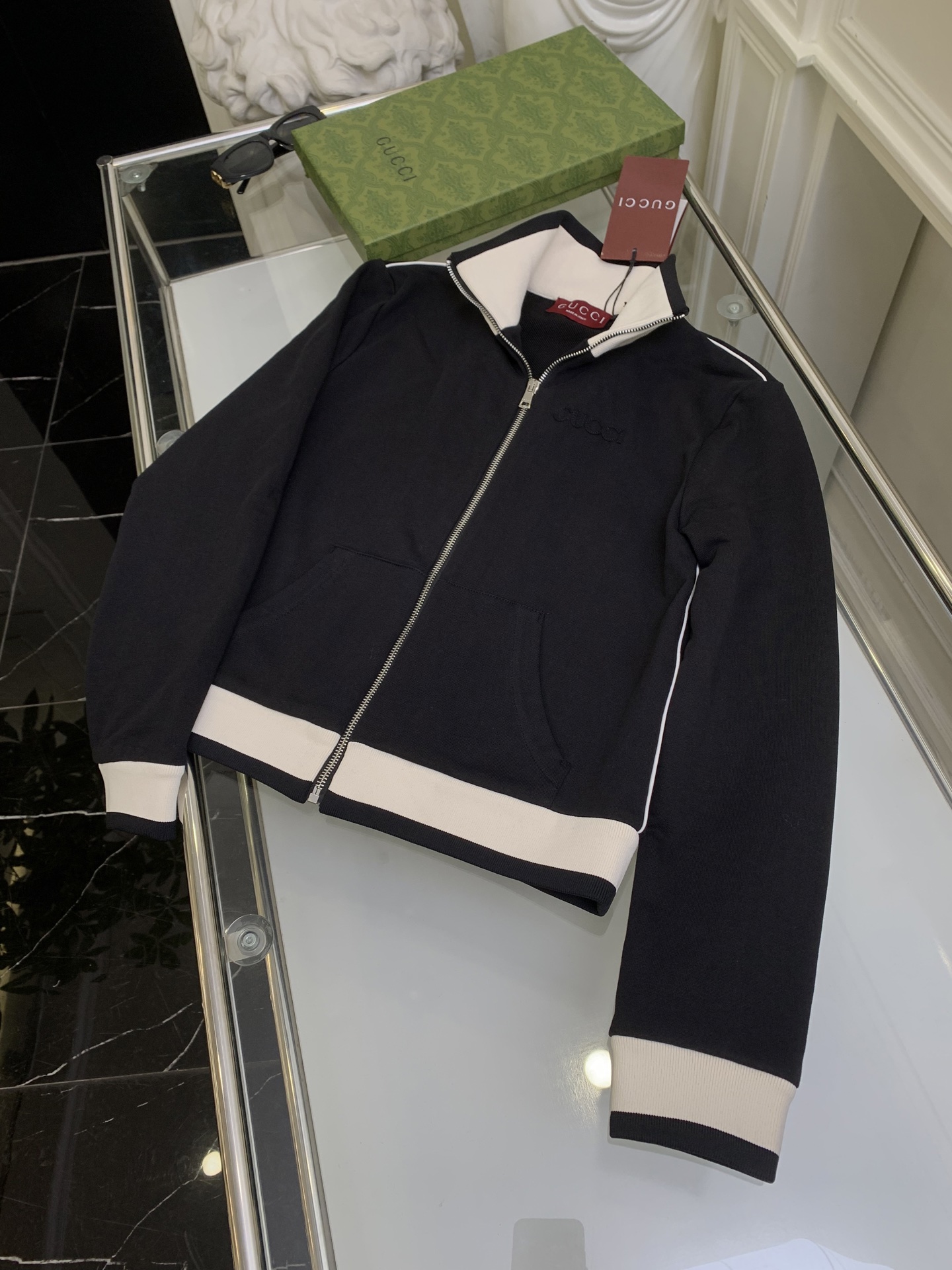 NO:308176,Tops, pants, early spring casual sports suits, self-buy original version, exclusive high-end version, one to one, custom fabric hardware, perfect style, on sale in stock, alexander wang19860909上衣 裤子早春休闲运动套装自买原版 独家高版本一比一 定制面料五金 版型完美 现货发售,,alexander wang,Women's clothing