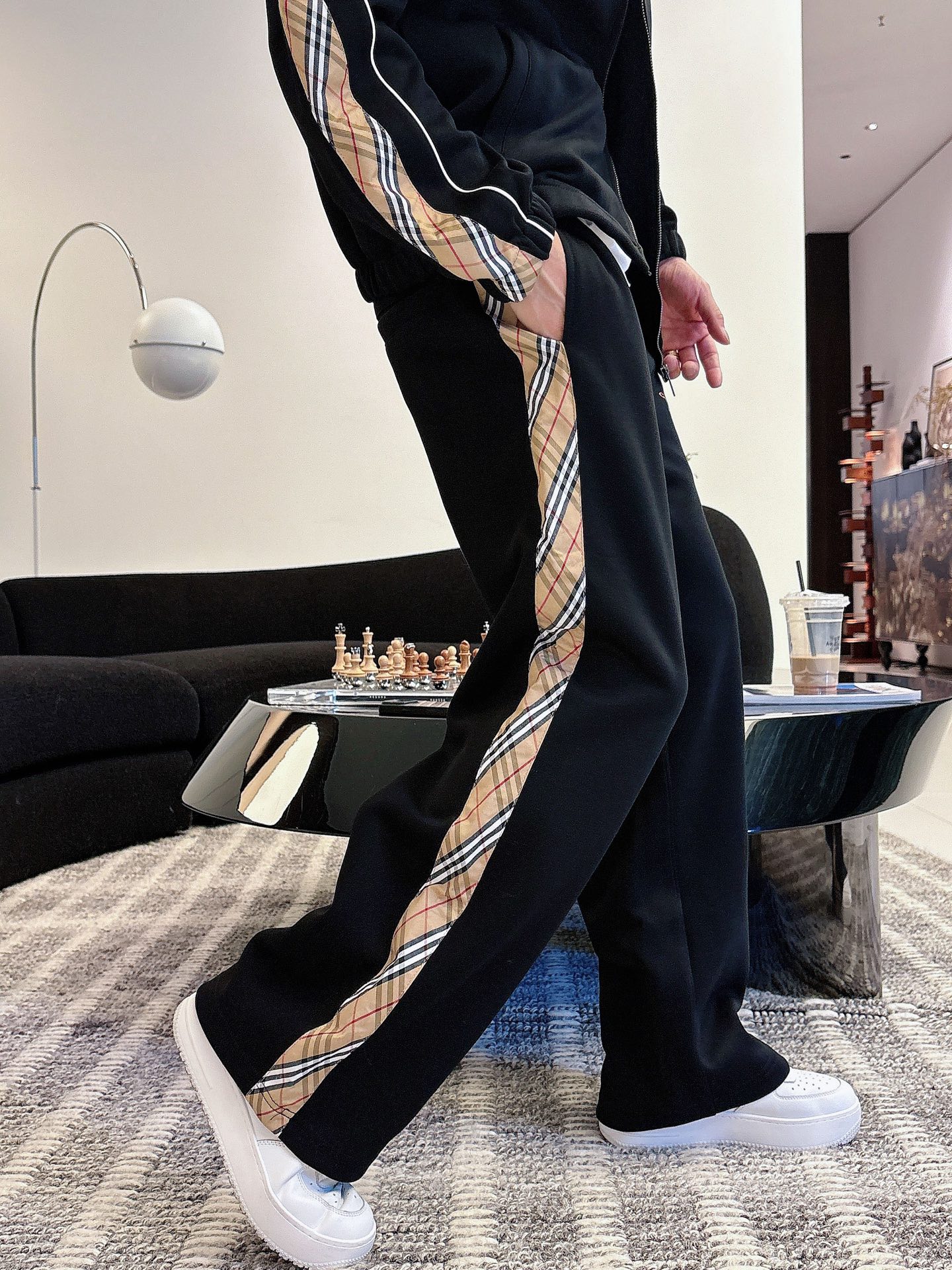 i1757184498579 2972 0 12