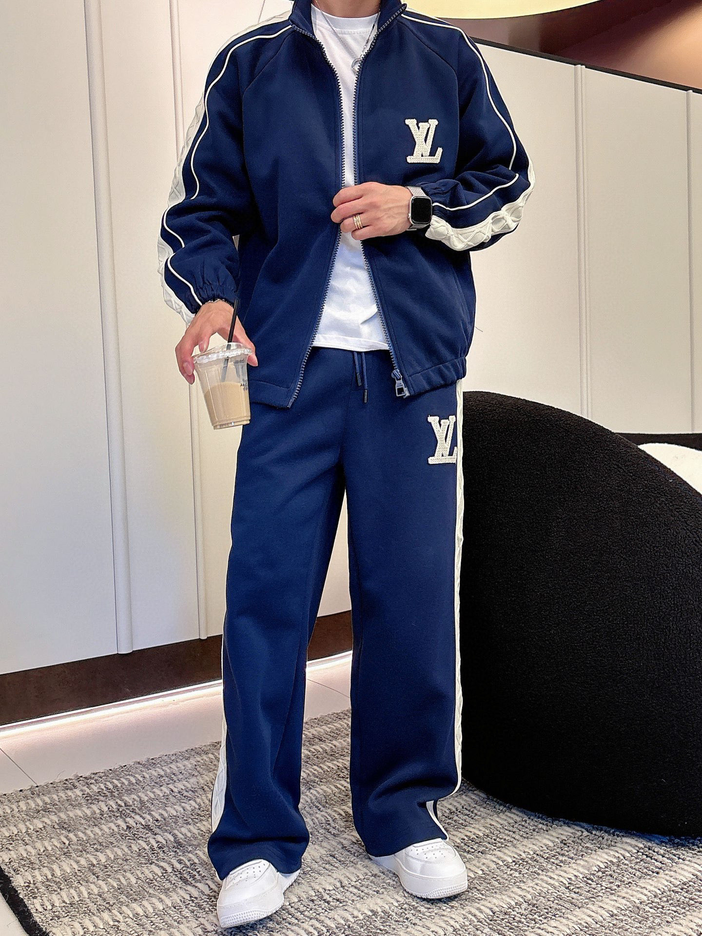 Louis Vuitton Men's Navy Blue Luxury Tracksuit with White Striped 6 i1757186488300 9253 0 2