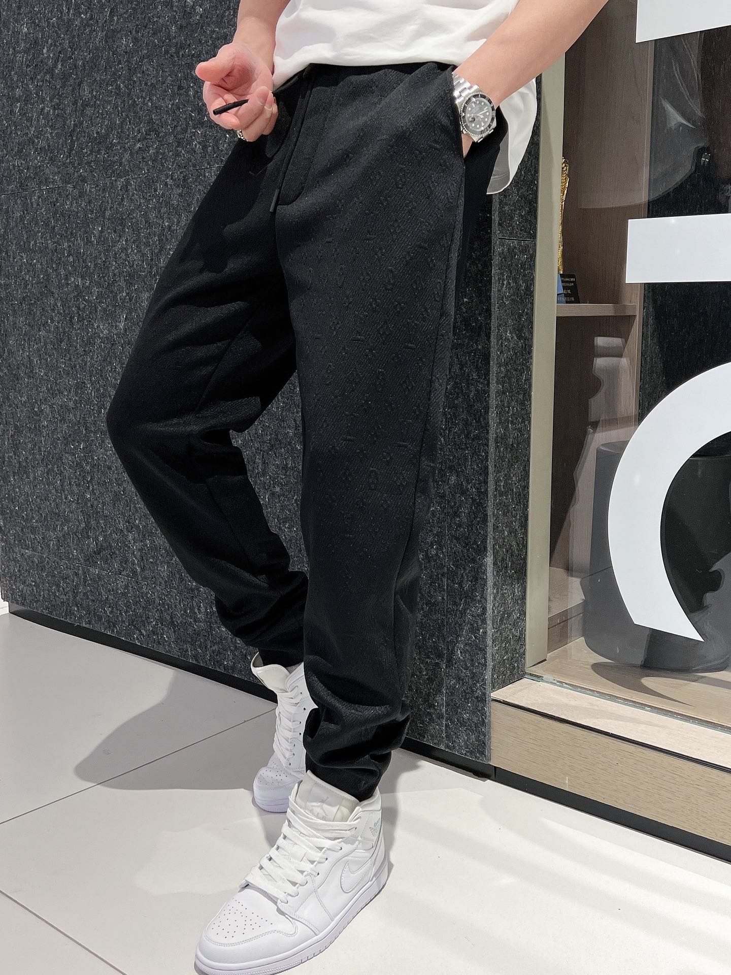 Online From China
 Louis Vuitton Clothing Pants & Trousers Black Blue Grey Cotton Spring/Summer Collection Fashion Casual