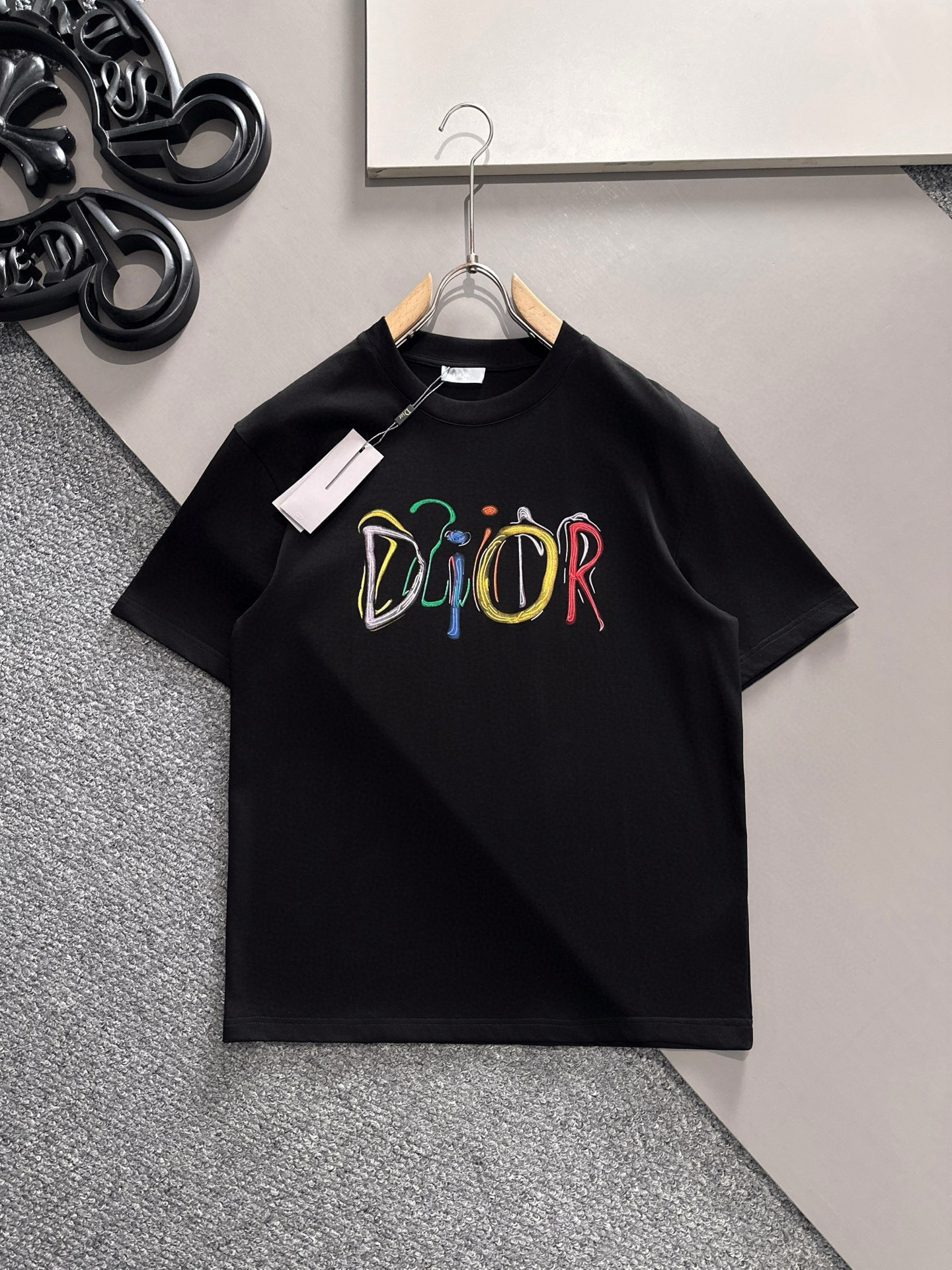 Dior homme DIOR# 2026 Nouveau logo T — photo 3