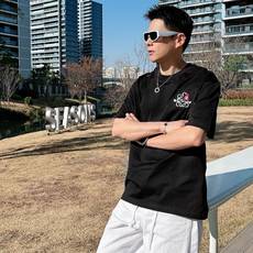 罗意威 2026春夏新款首发专柜最新款短袖圆领T恤 高端订制 设计前卫时尚!品牌logo重工艺设计 罗意威 2026春夏新款首发专柜最新款短袖圆领T恤 高端订制 设计前卫时尚!品牌logo重工艺设计