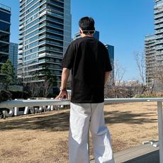 GUCCI 2026春夏新款首发专柜最新款短袖圆领T恤 高端订制 设计前卫时尚!品牌logo重工艺设 GUCCI 2026春夏新款首发专柜最新款短袖圆领T恤 高端订制 设计前卫时尚!品牌logo重工艺设