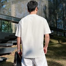 巴宝莉#BURBERRY 2026春夏新款首发专柜最新款短袖圆领T恤 高端订制 设计前卫时尚!品牌l 巴宝莉#BURBERRY 2026春夏新款首发专柜最新款短袖圆领T恤 高端订制 设计前卫时尚!品牌l