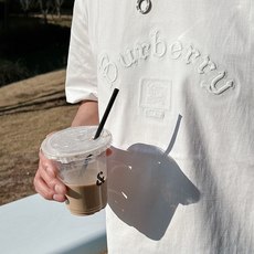 巴宝莉#BURBERRY 2026春夏新款首发专柜最新款短袖圆领T恤 高端订制 设计前卫时尚!品牌l 巴宝莉#BURBERRY 2026春夏新款首发专柜最新款短袖圆领T恤 高端订制 设计前卫时尚!品牌l