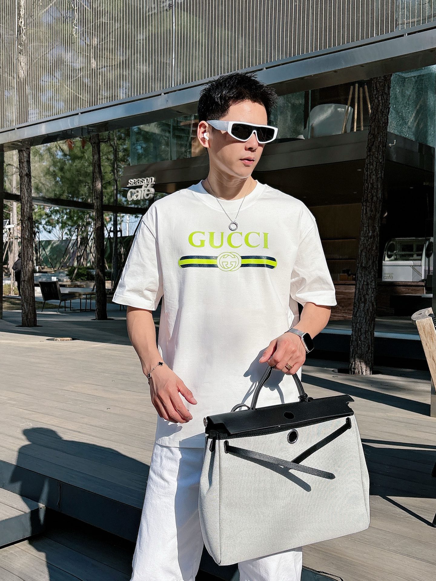 GUCCI   2026春夏新款首发专柜最新款短袖圆领T恤 高端订制 设计前卫时尚！品牌logo重工艺设