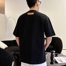 LV 2026春夏新款首发专柜最新款短袖圆领T恤 高端订制 设计前卫时尚!品牌logo重工艺设计 高 LV 2026春夏新款首发专柜最新款短袖圆领T恤 高端订制 设计前卫时尚!品牌logo重工艺设计 高