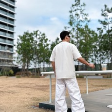 蒙口 2026春夏新款首发专柜最新款短袖圆领T恤 高端订制 设计前卫时尚!品牌logo重工艺设计 高 蒙口 2026春夏新款首发专柜最新款短袖圆领T恤 高端订制 设计前卫时尚!品牌logo重工艺设计 高