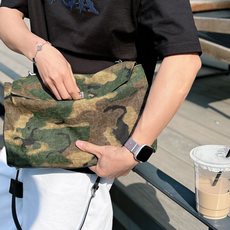 迪奥#DIOR 2026春夏新款首发专柜最新款短袖圆领T恤 高端订制 设计前卫时尚!品牌logo重工 迪奥#DIOR 2026春夏新款首发专柜最新款短袖圆领T恤 高端订制 设计前卫时尚!品牌logo重工